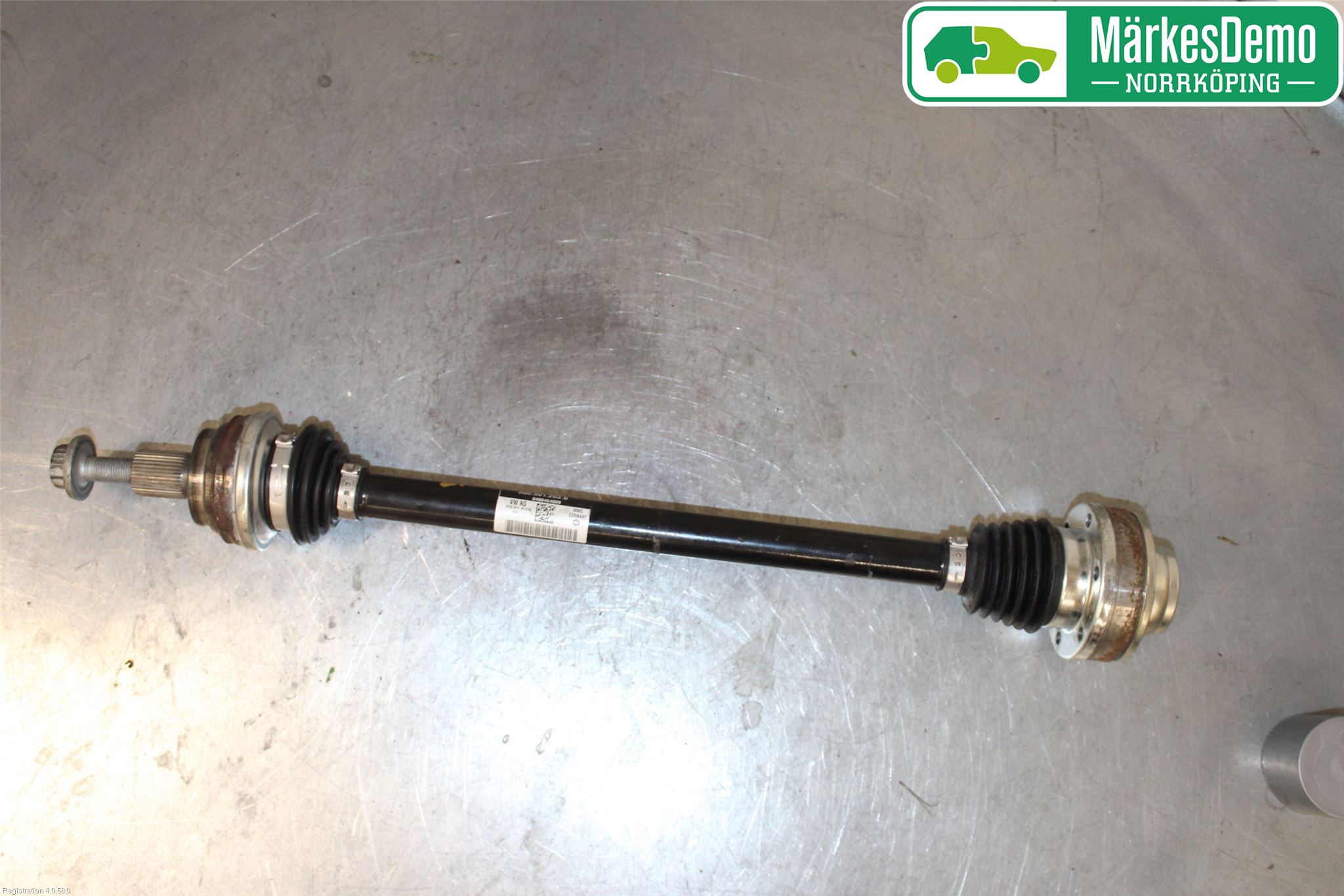 Volkswagen VW TIGUAN 16-24 Drivaxel Bak Vänster