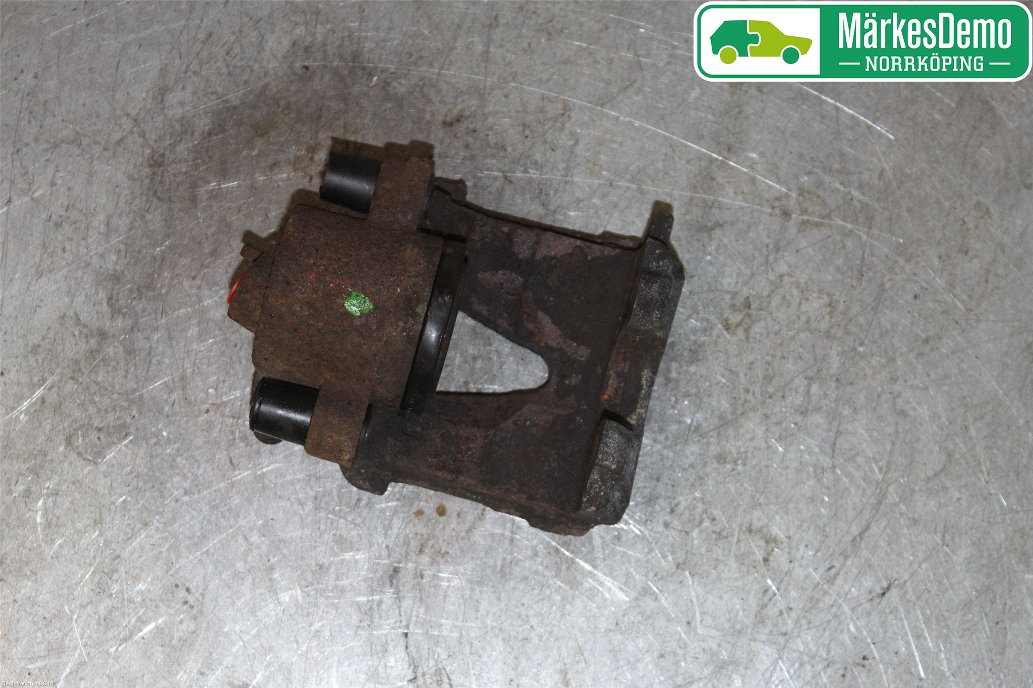 Skoda YETI Bromsok Fram Vänster