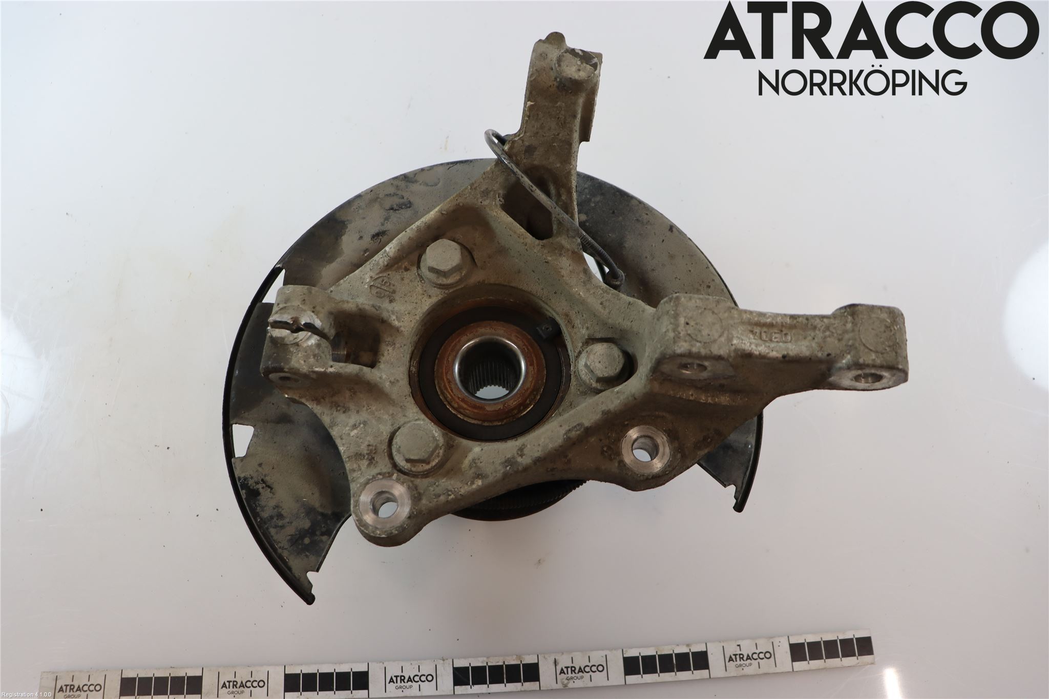 Opel ASTRA J 10-15 Styrspindel Lagerhus Vä