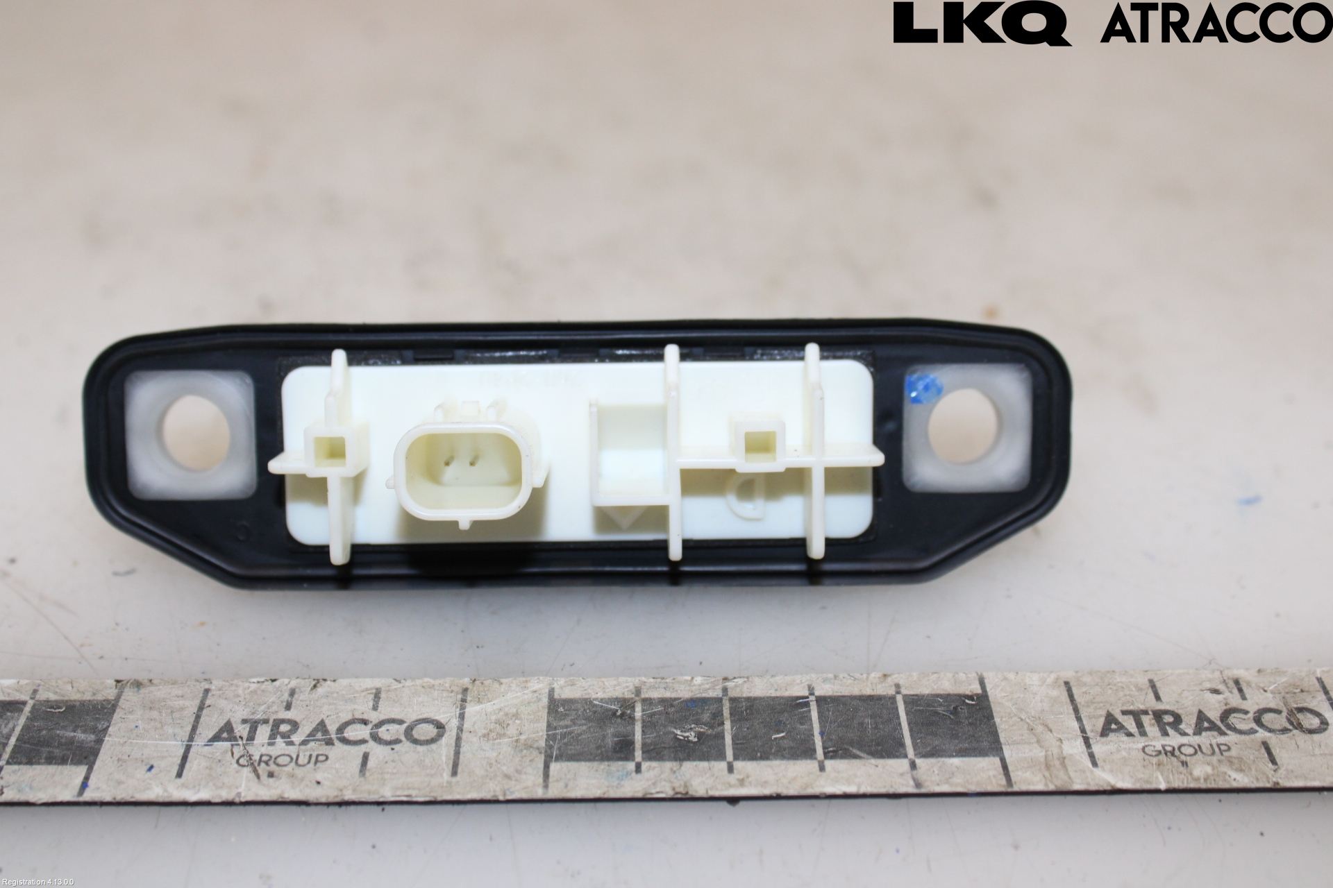 Toyota COROLLA CROSS XG10 22- Bakluckehandtag