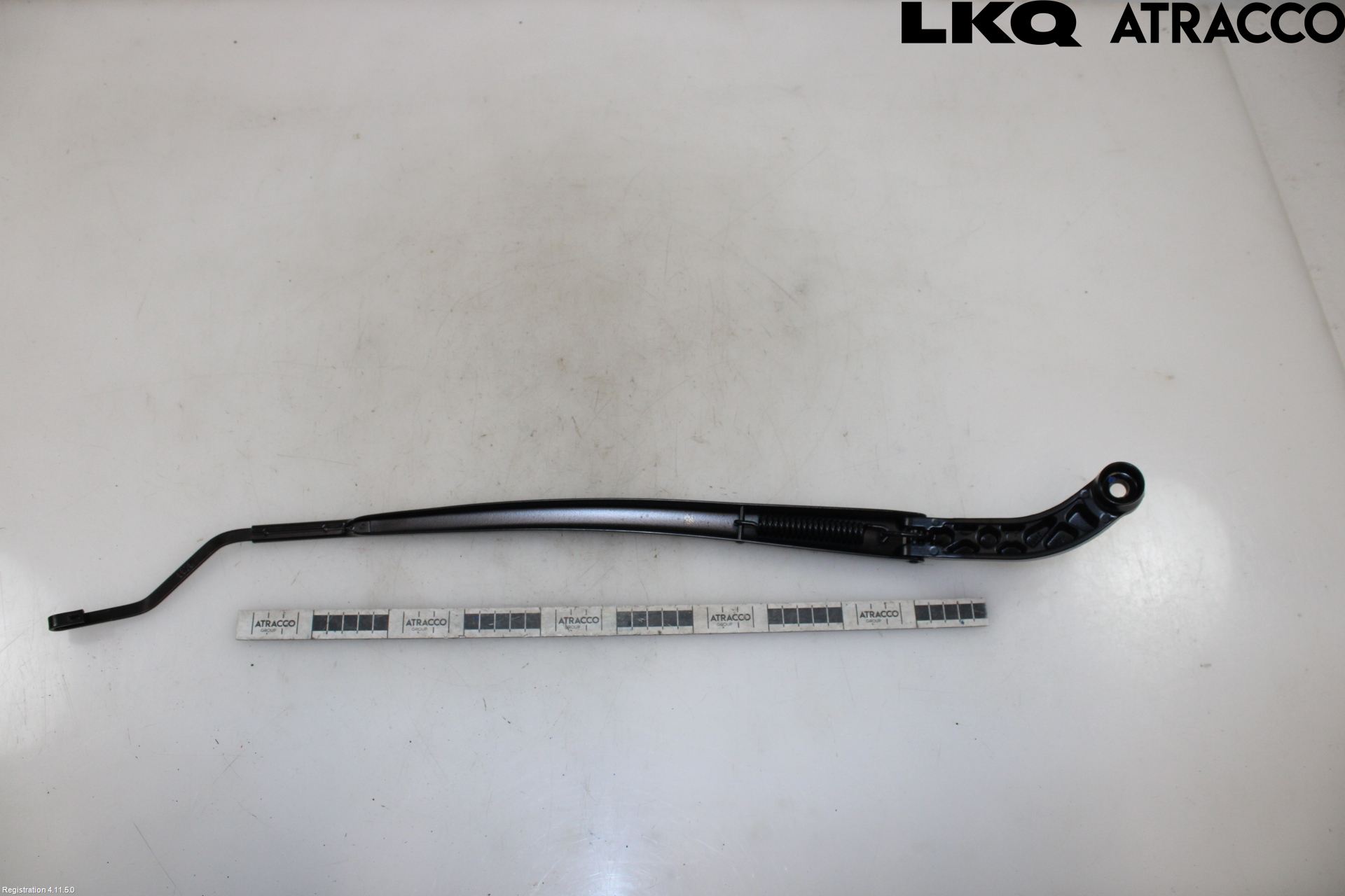 Toyota RAV4 19- Torkararm Armar Vindruta