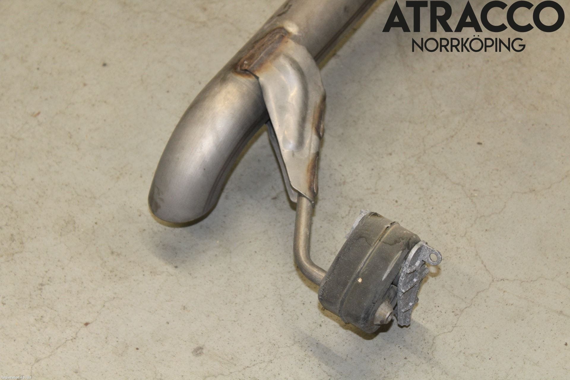 Skoda OCTAVIA (NX) 20- Avgas Halvsats