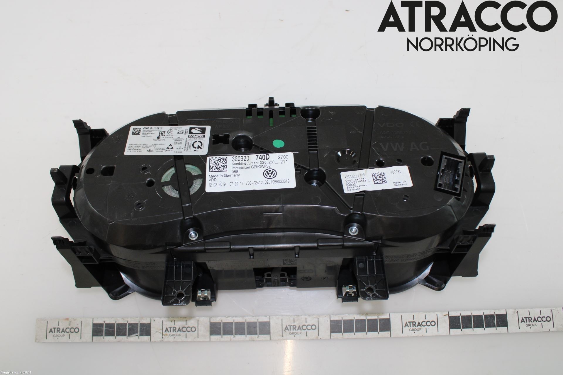Volkswagen VW PASSAT 20-24 Instrument Komb