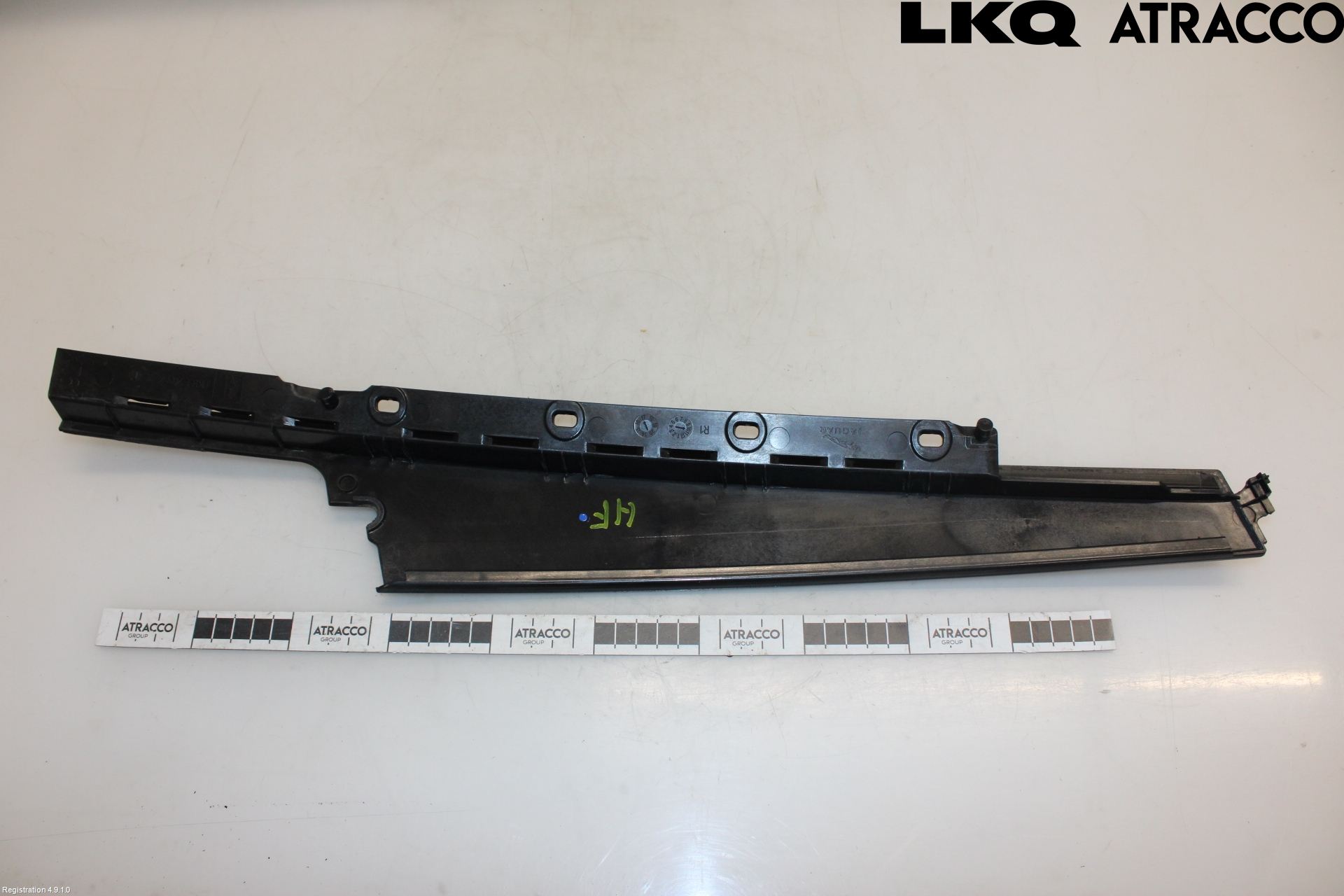 Jaguar F-PACE Dörr Dekorlist Fram Hö