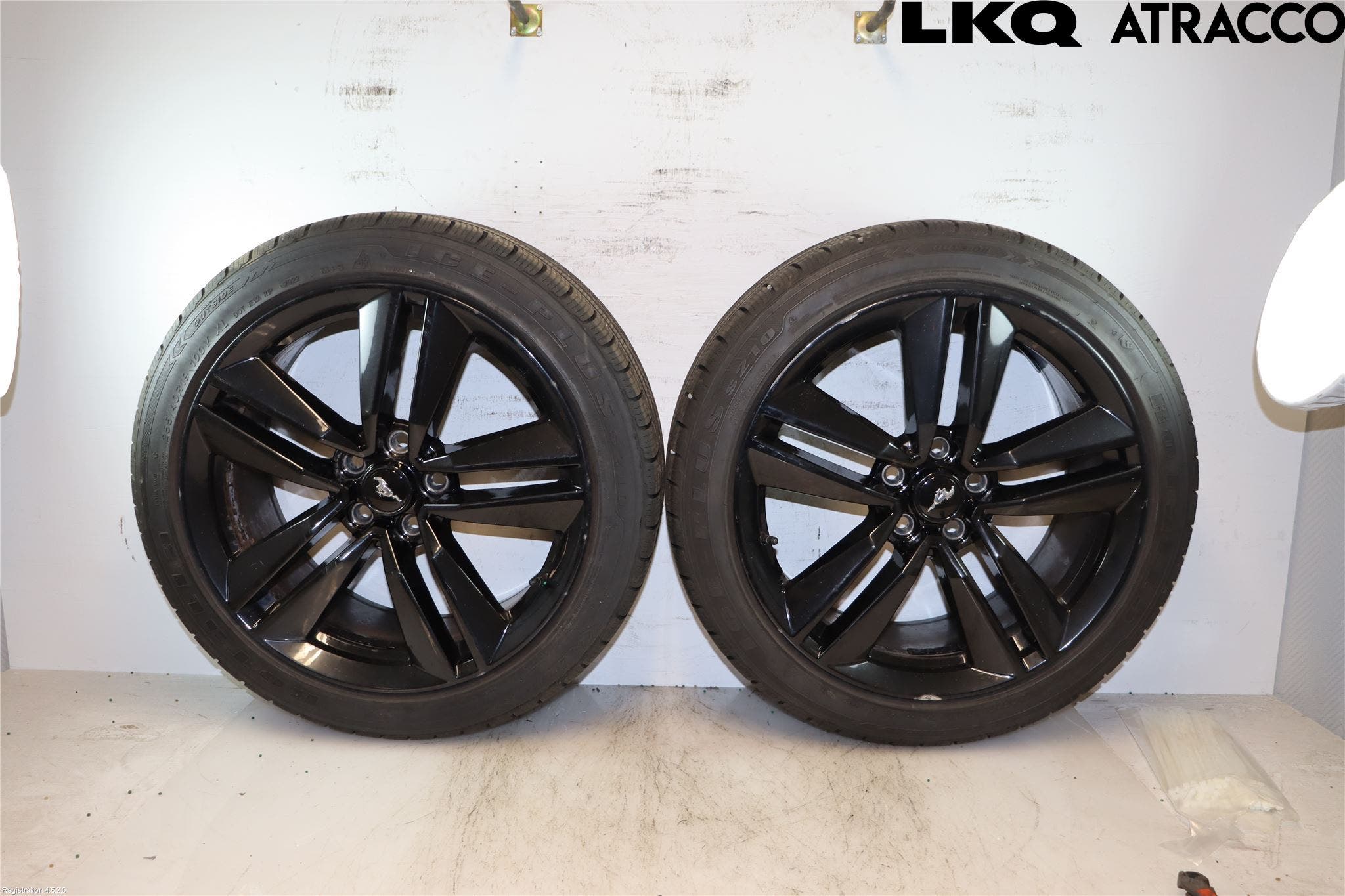 Ford MUSTANG VI 15-22 Vinterdäck Alumfälg 4St