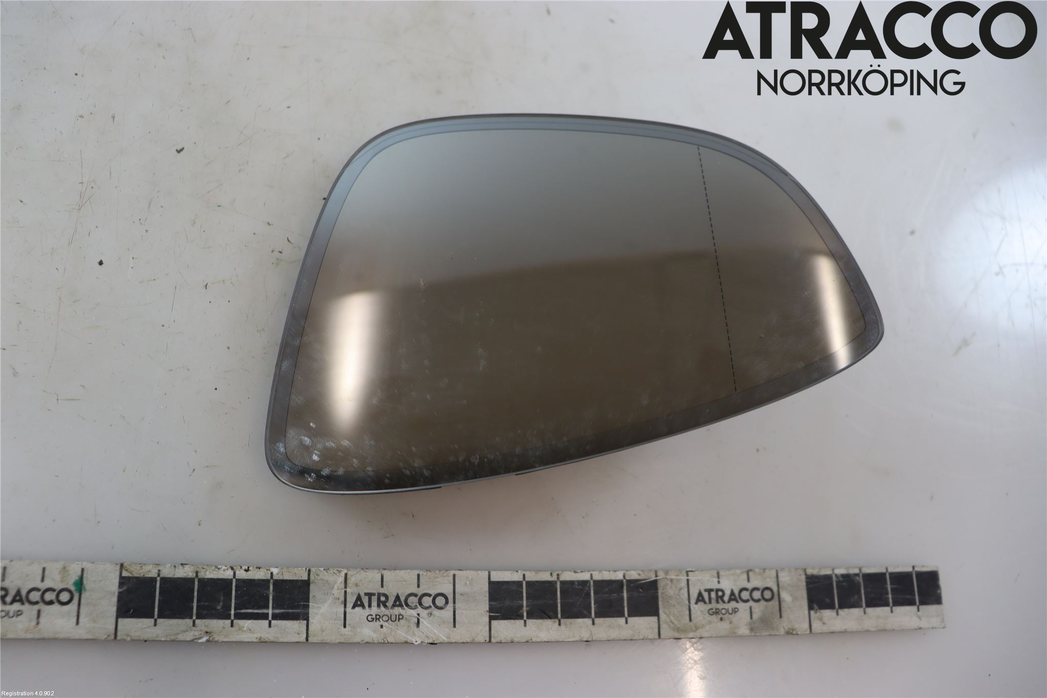 Volkswagen VW PASSAT 11-14 Spegelglas Vä