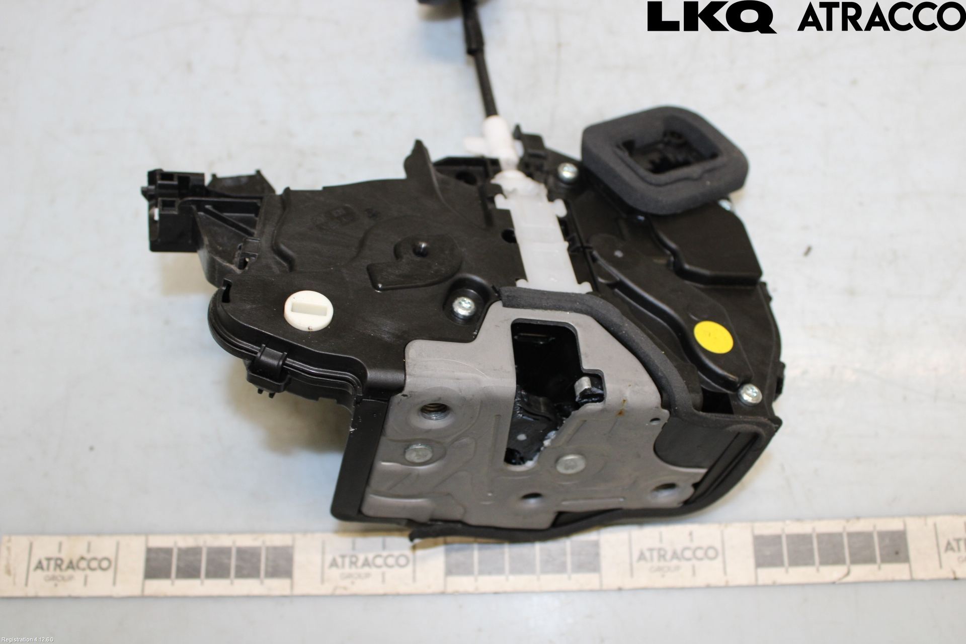 Volkswagen VW PASSAT 24- Låskista-Dörrlås