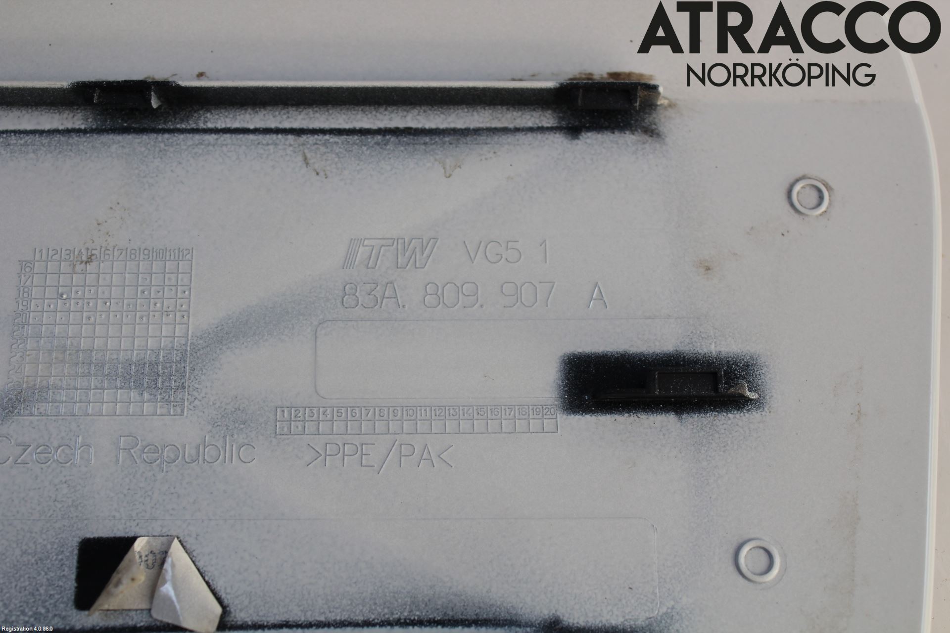 Audi Q3 F3 19- Tanklucka