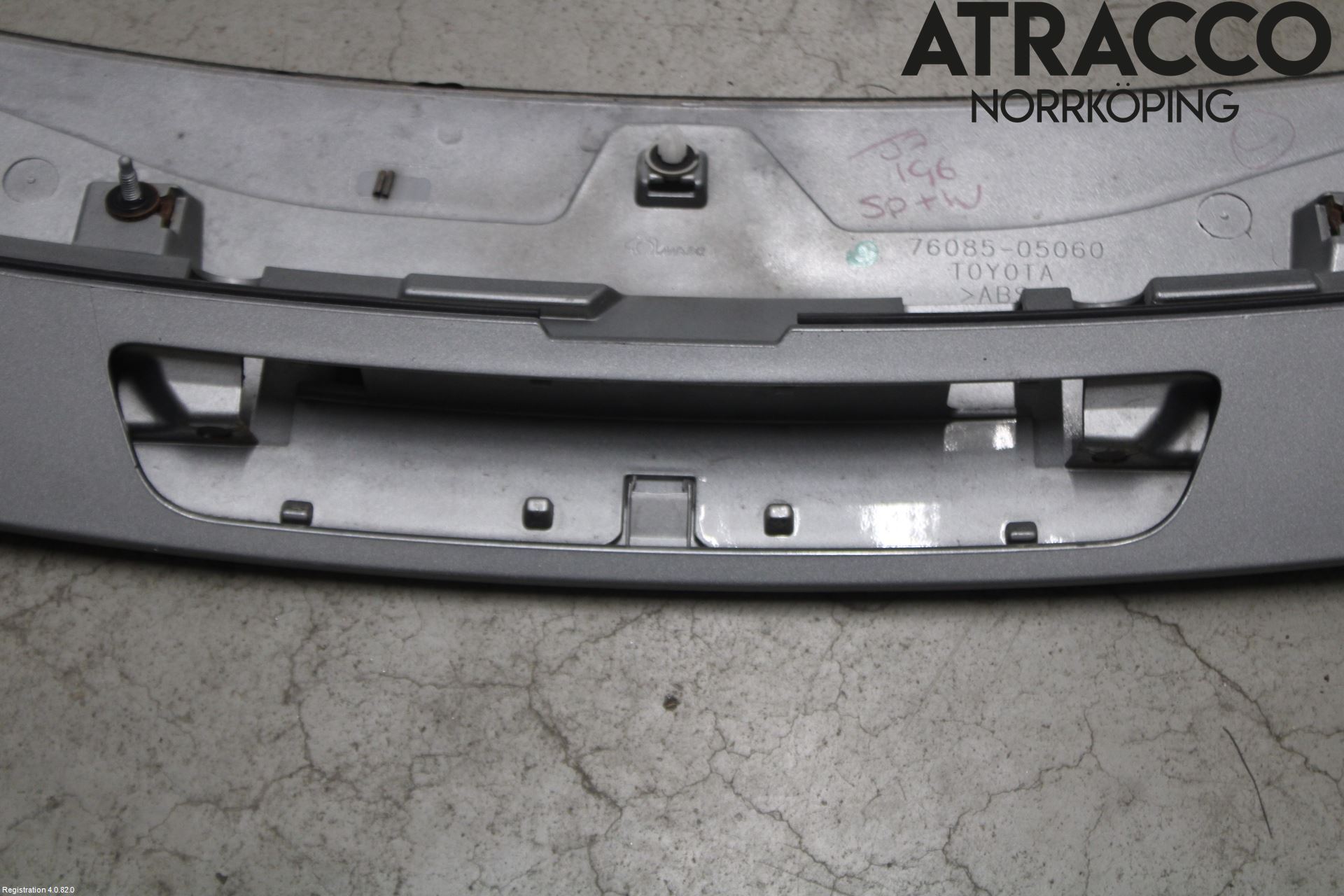 Toyota AVENSIS 09-15 Spoiler Baklucka