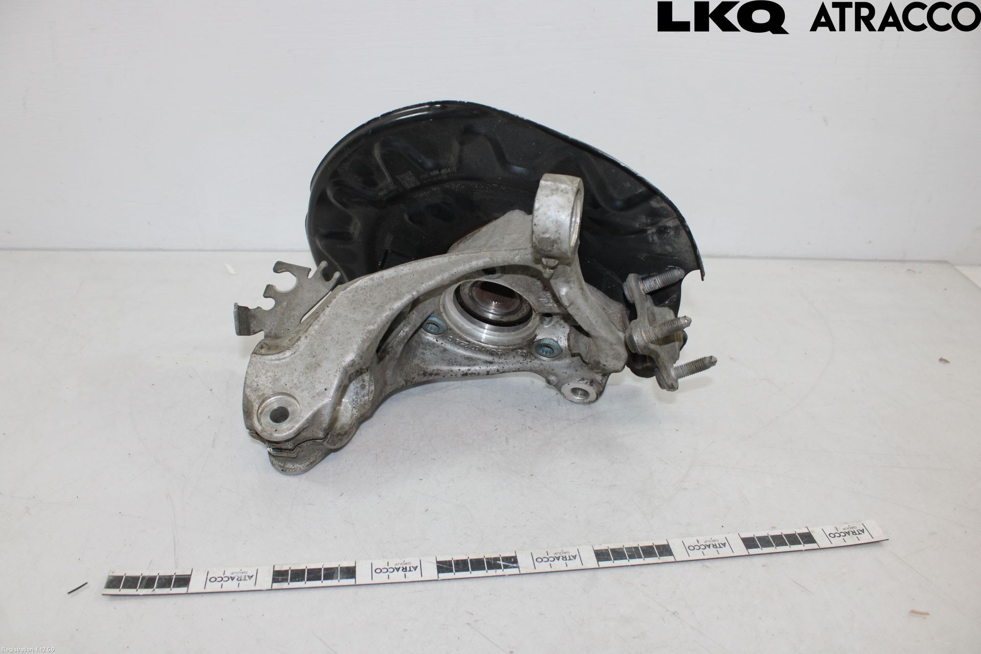 Volkswagen VW PASSAT 20-24 Styrspindel Lagerhus Hö