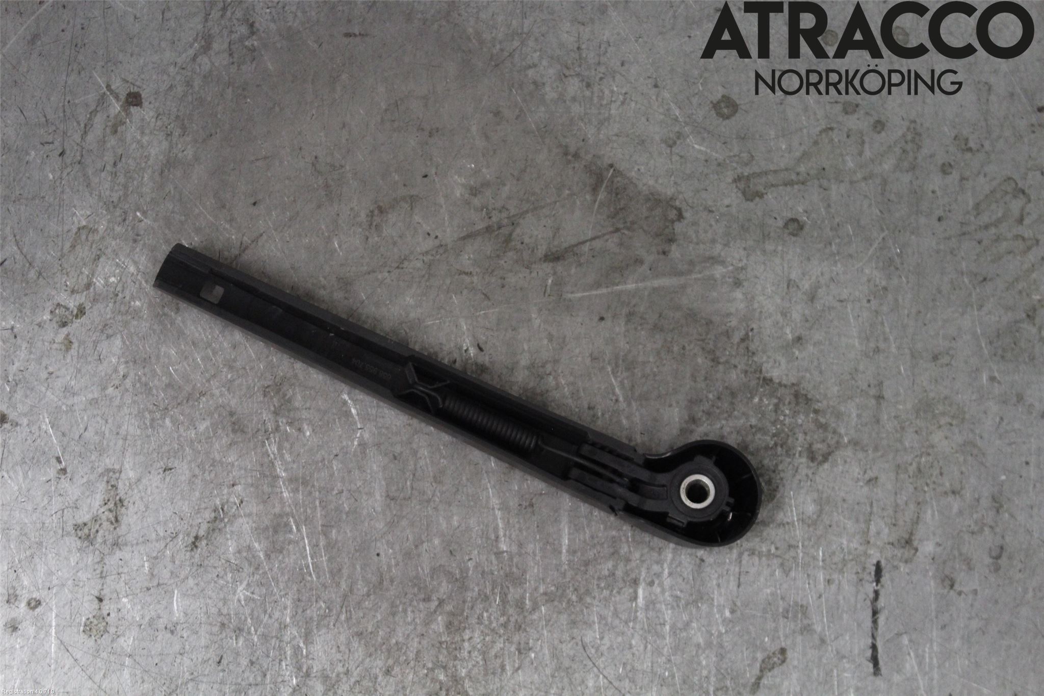 Skoda KAMIQ 20- Torkararm-Bakruta