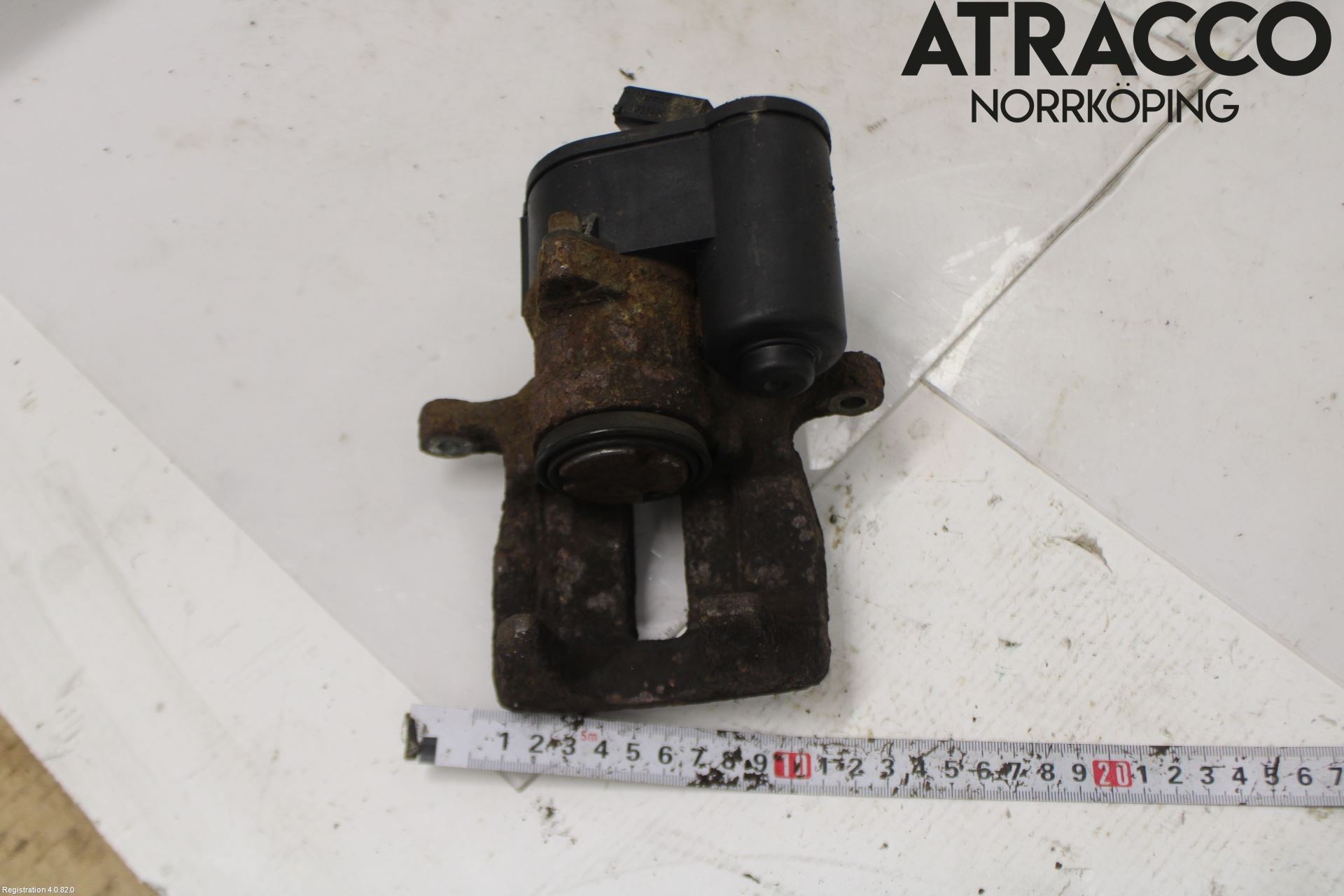 Volkswagen VW PASSAT 11-14 Bromsok Bak Höger