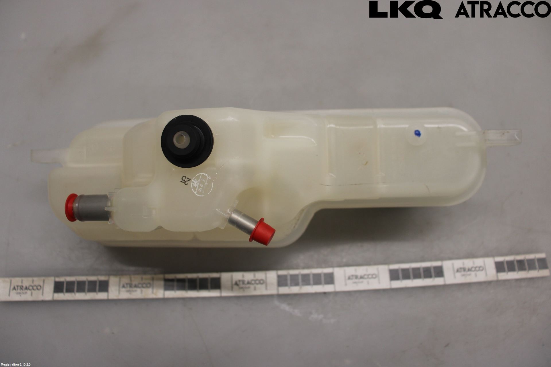 Lexus IS 250/350 14-20 Expansionstank