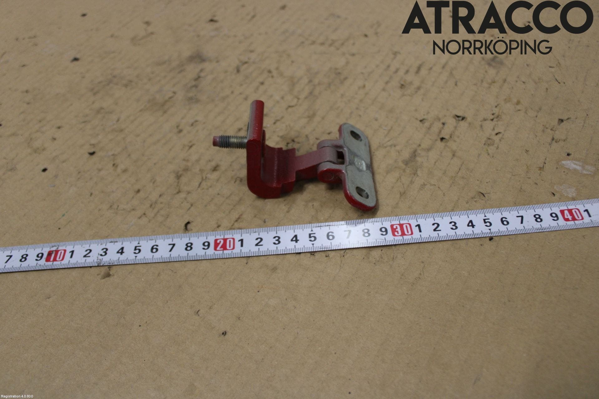 Audi Q3 F3 19- Bakluckegångjärn Vä