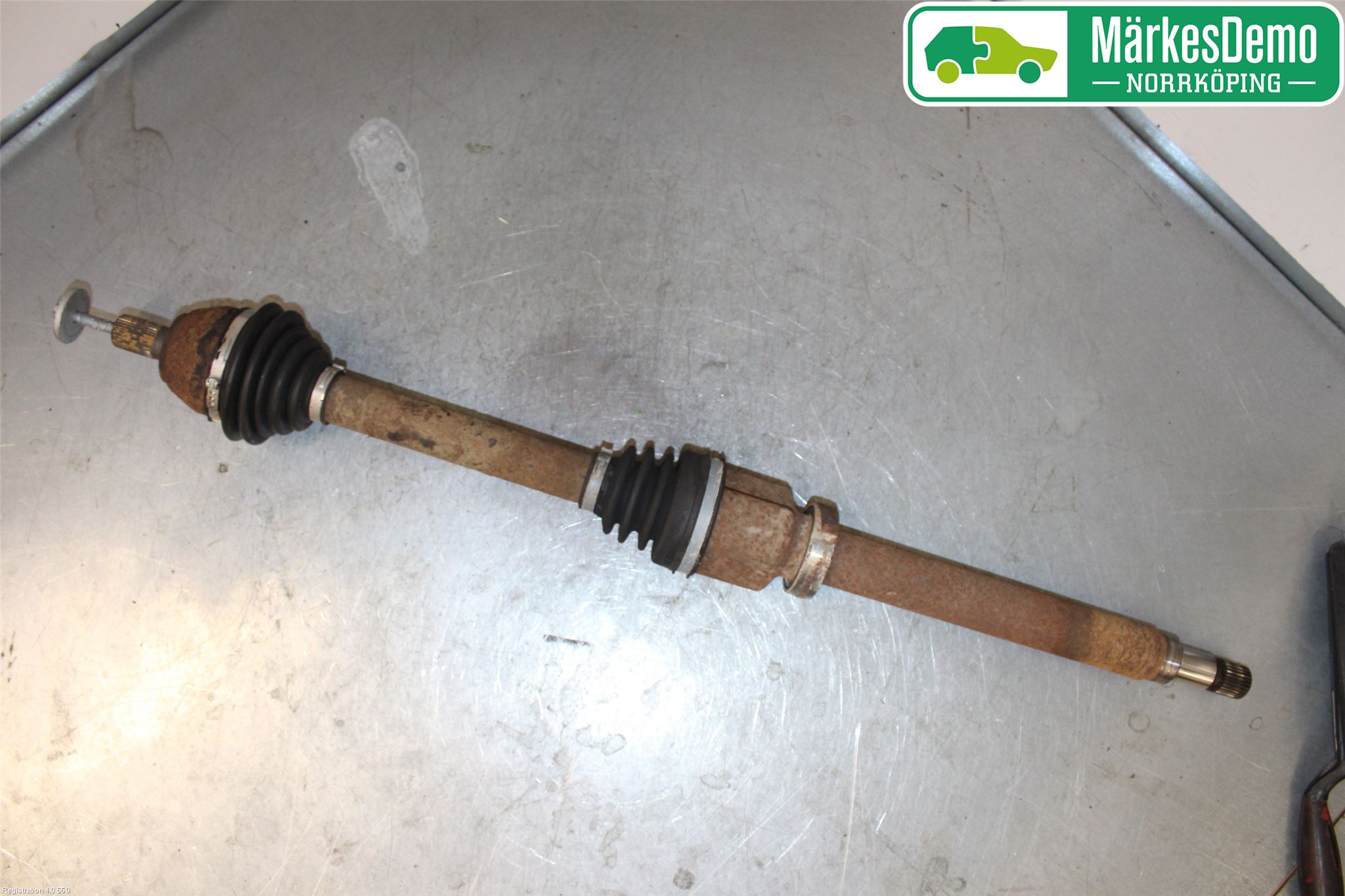 Volvo V50 08-12 Drivaxel Fram Höger