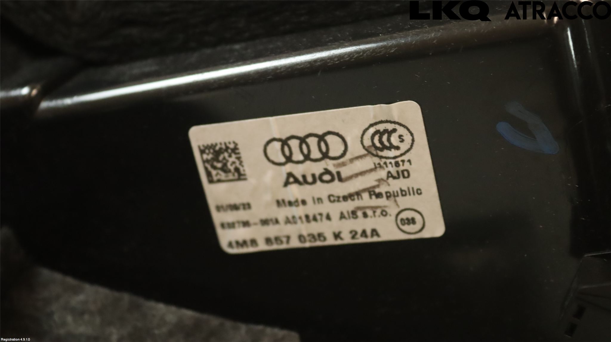 Audi Q7/SQ7 Handskfack