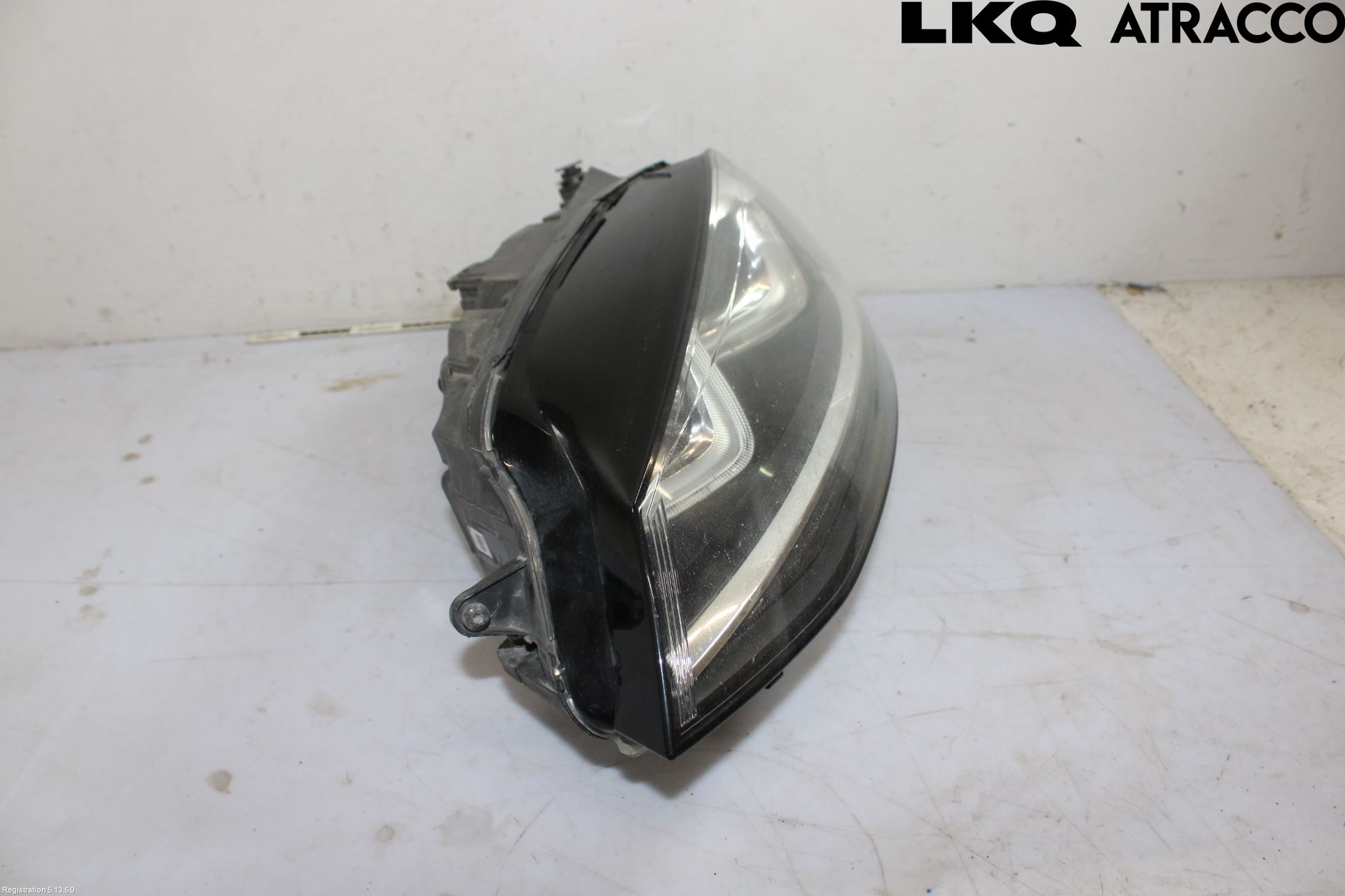Volkswagen VW GOLF / E-GOLF VII 13-20 Strålkastare Vänster