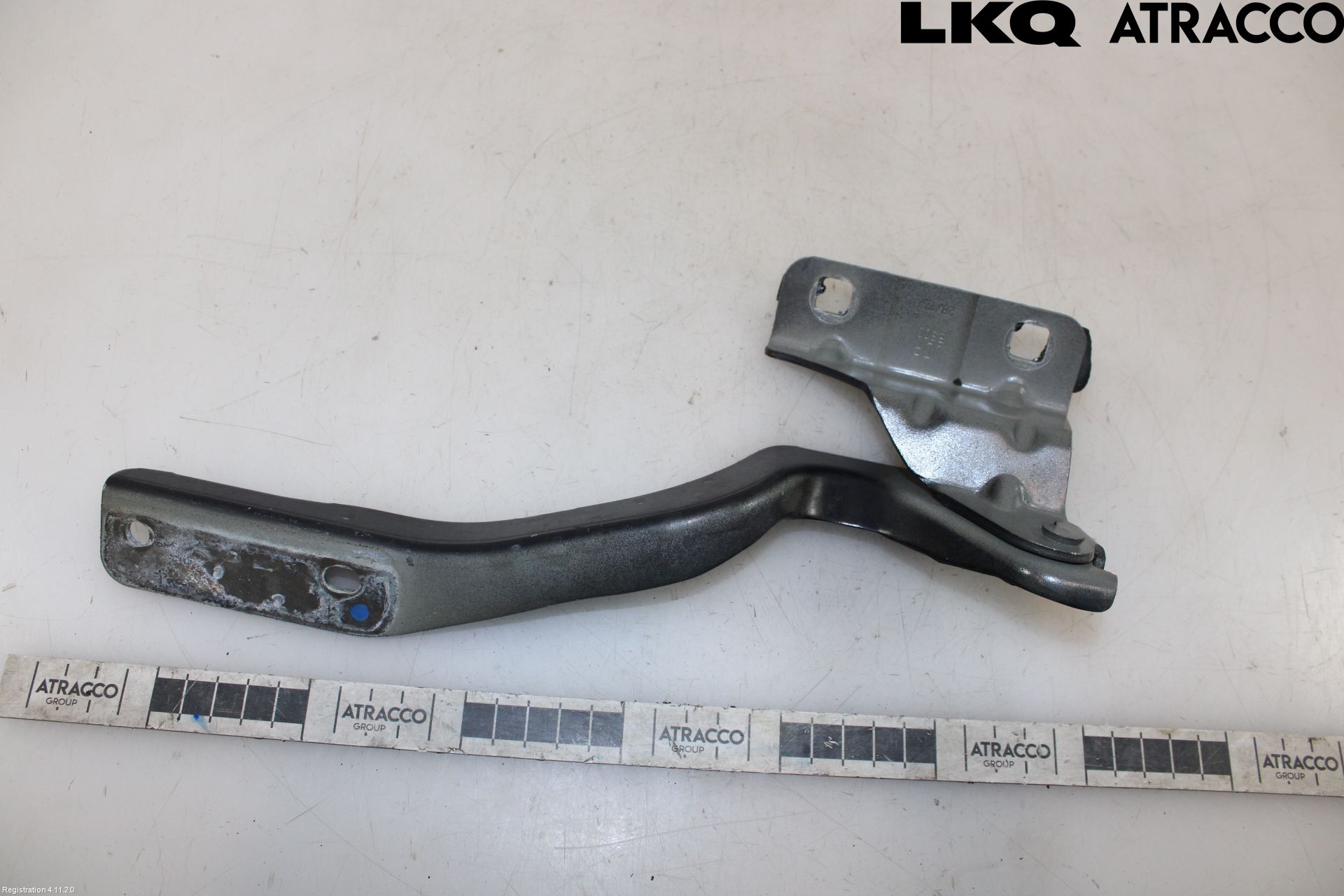 Nissan QASHQAI 10-14 Huvgångjärn