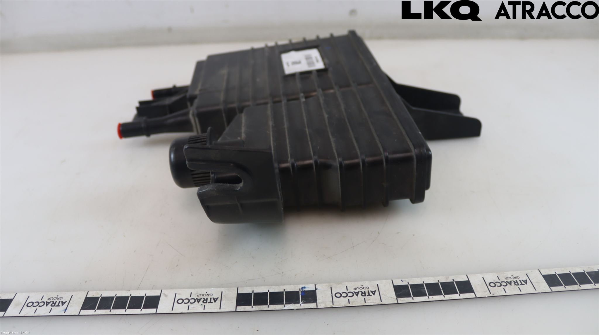 Opel ASTRA L 22- Bränsle Kolkanister