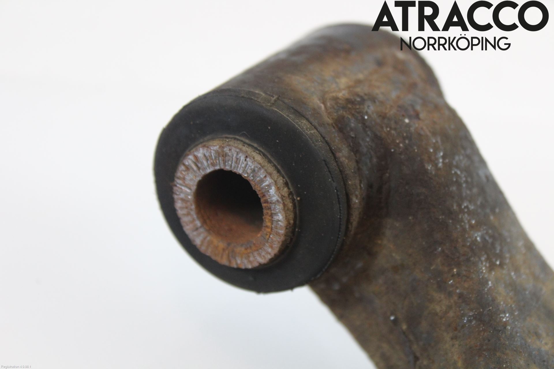 Toyota AVENSIS 09-15 Bärarm Fram Undre Hö