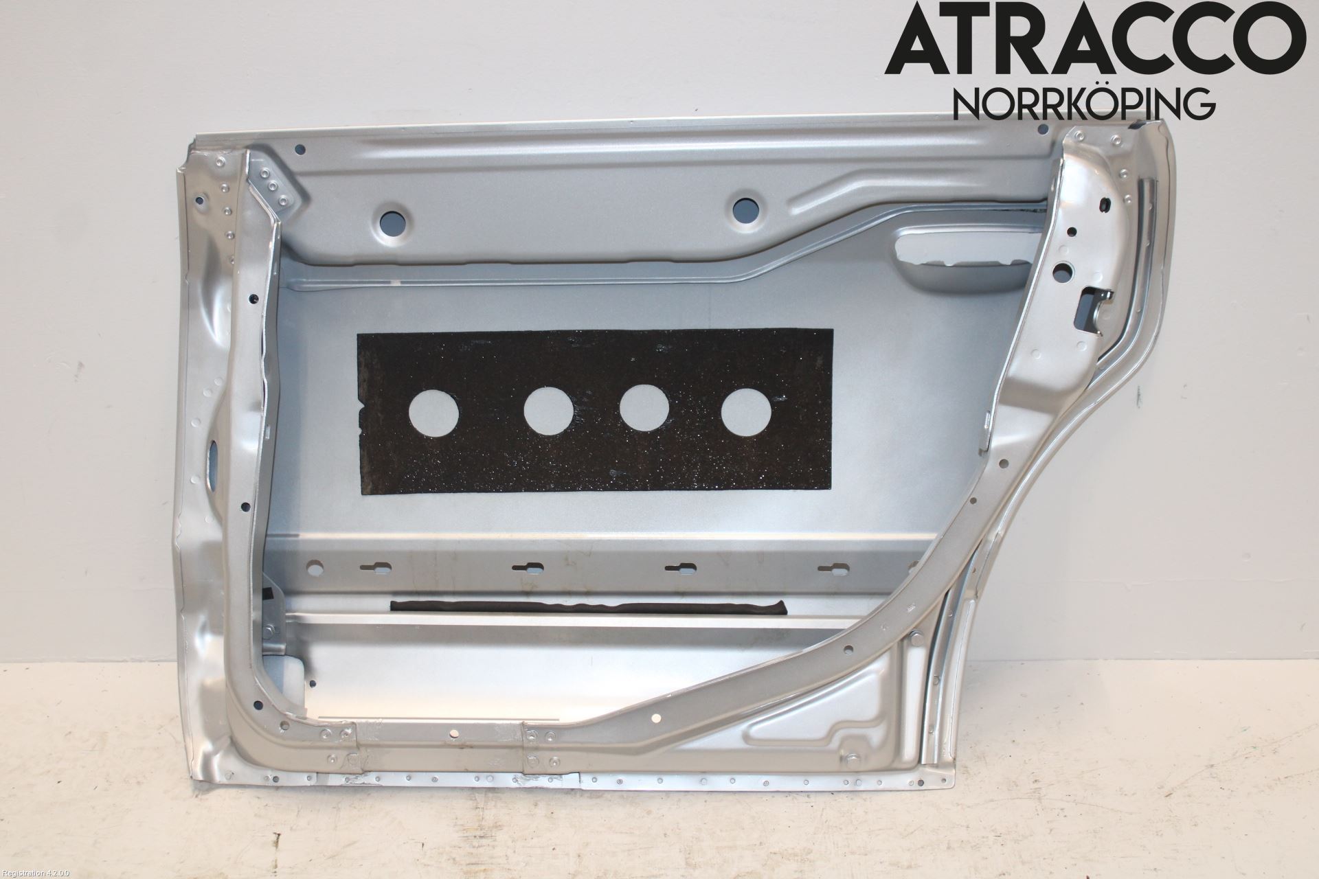 Audi A8/S8 4D 94-02 Dörr Bak Höger