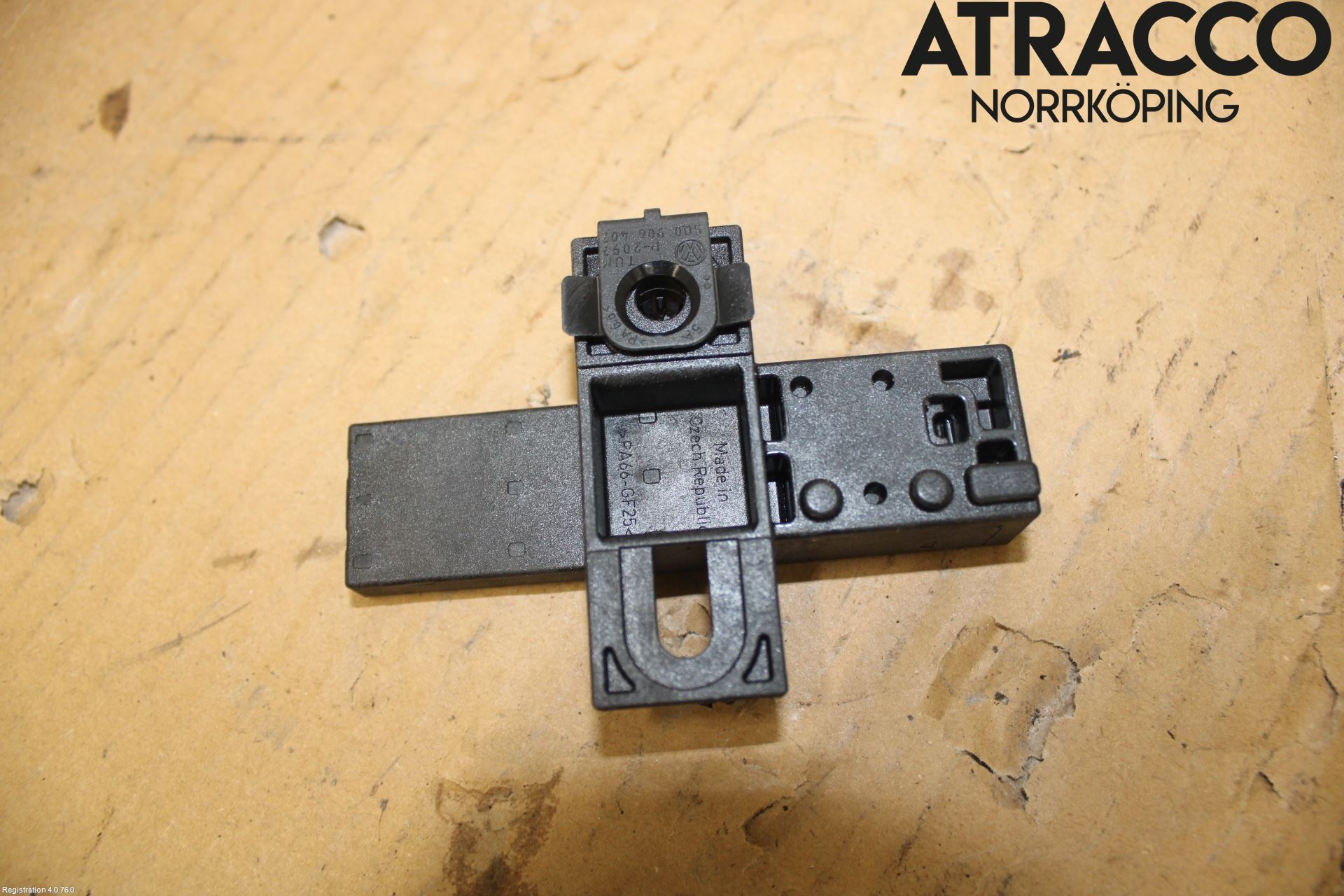 Audi A6 F2/C8 19- Antenn