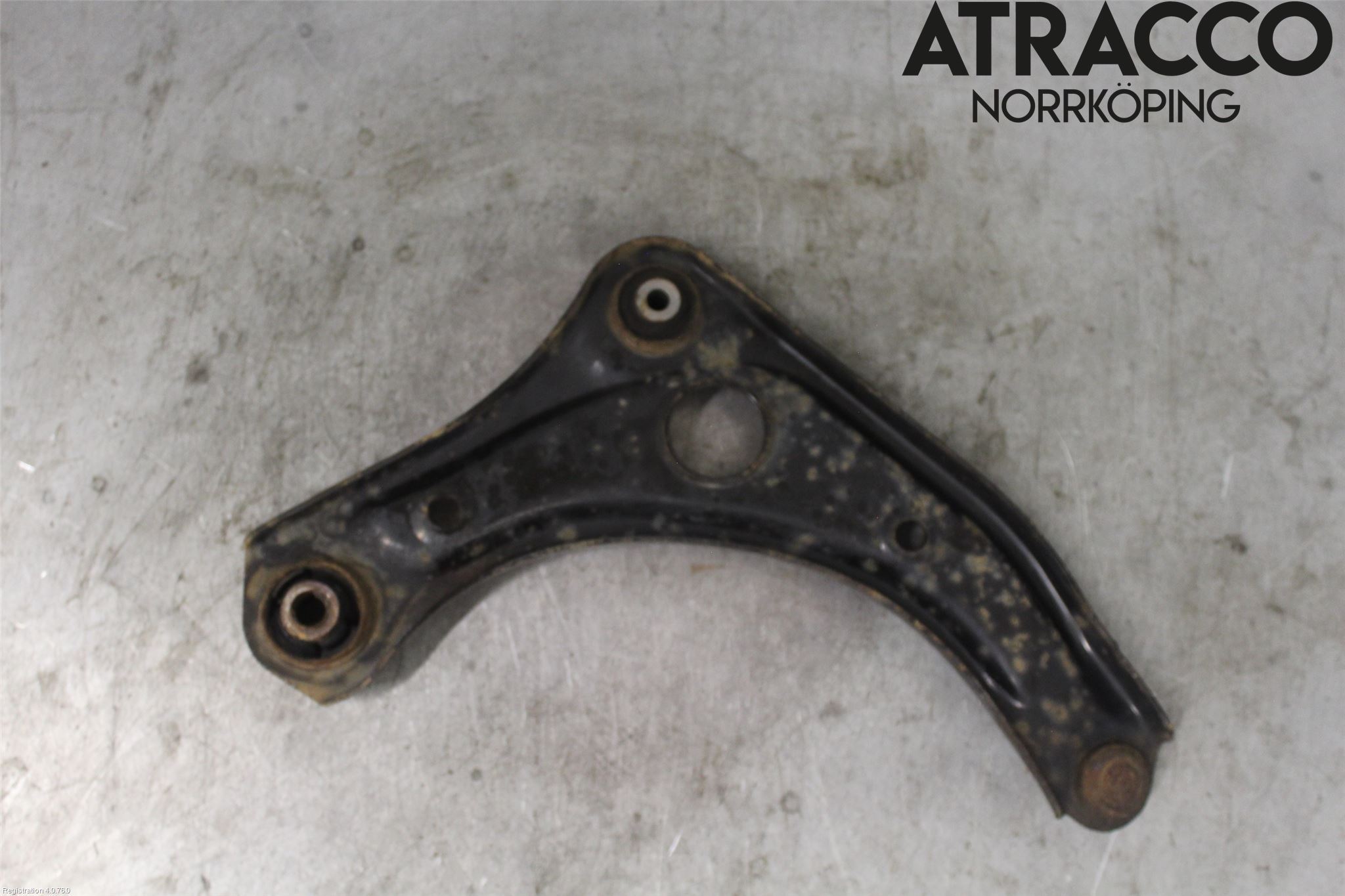 Nissan MICRA 11-16 Bärarm Fram Undre Vä