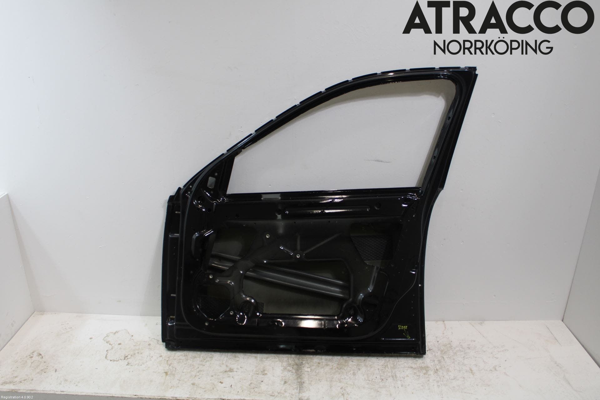 Saab 9-3 VER2/VER3 08-15 Dörr Fram Höger