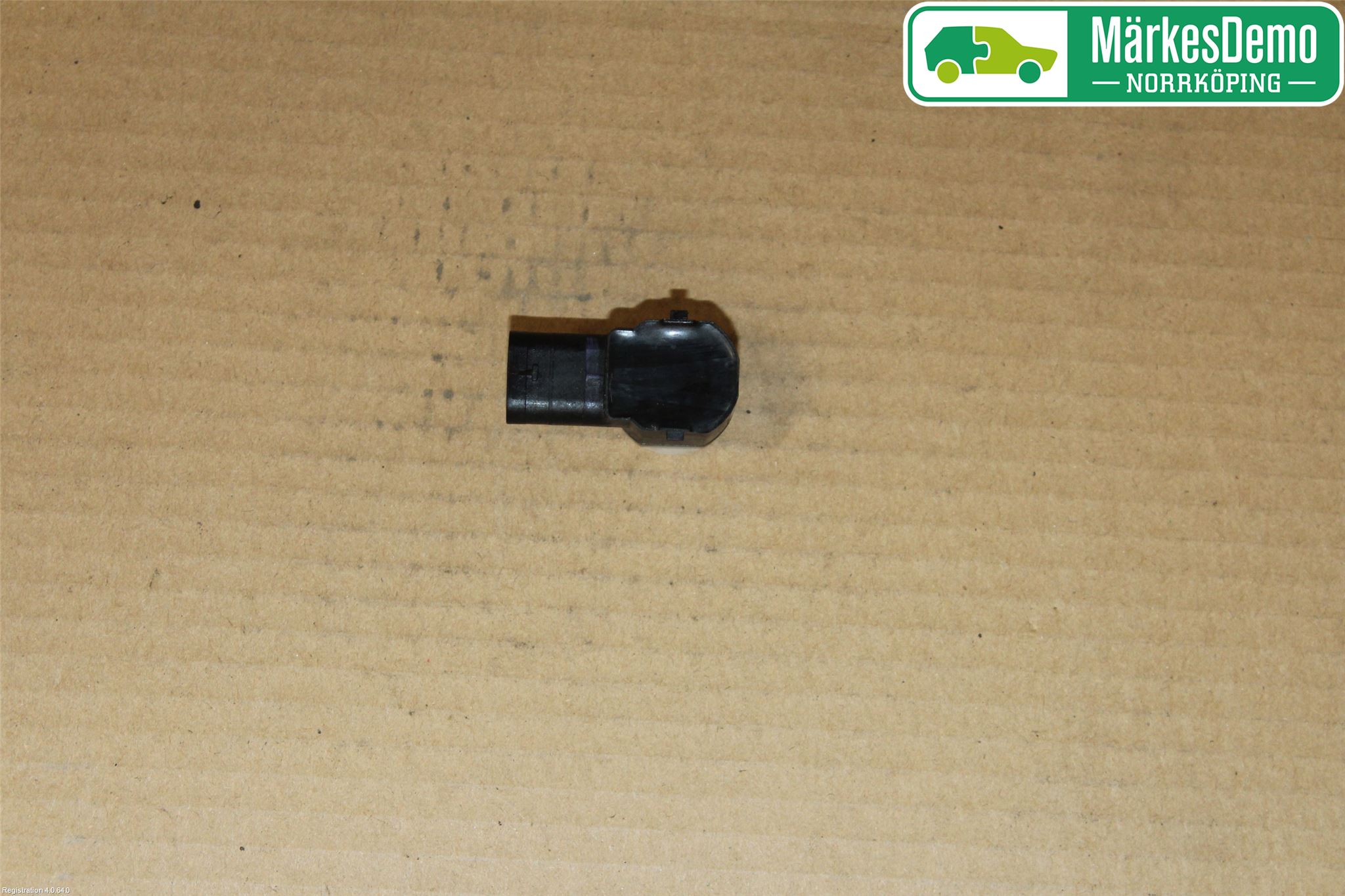 Jaguar XE (X760) 15-24 Parkeringshjälp Backsensor