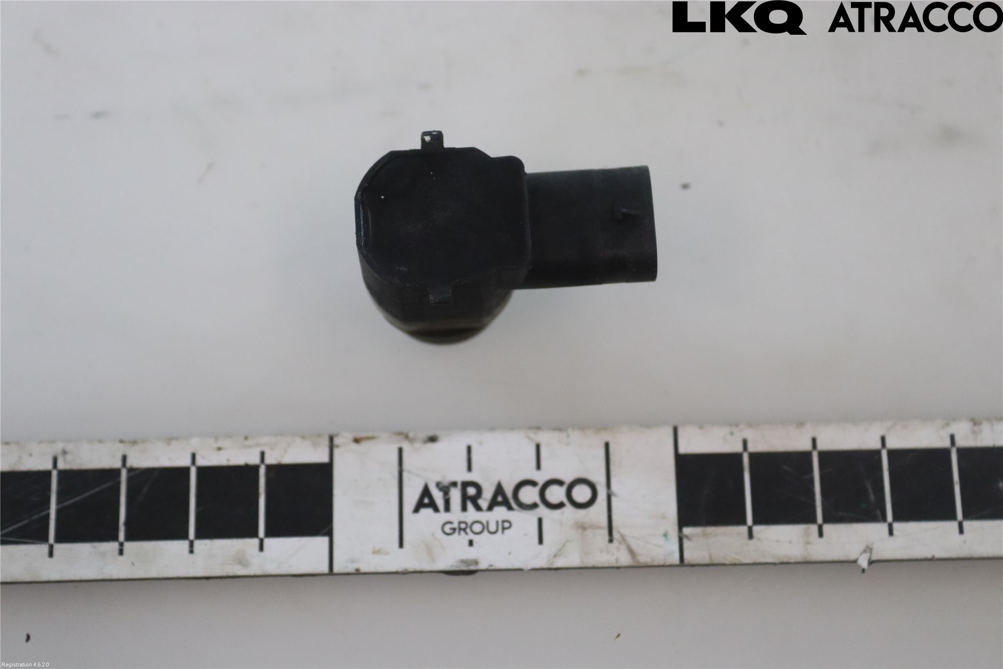 Skoda SUPERB 09-15 Parkeringshjälp Frontsensor