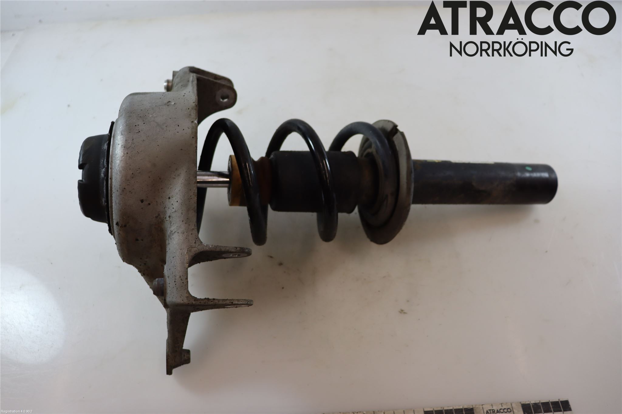 Audi A4 12-15 Fjäderben Fram Höger