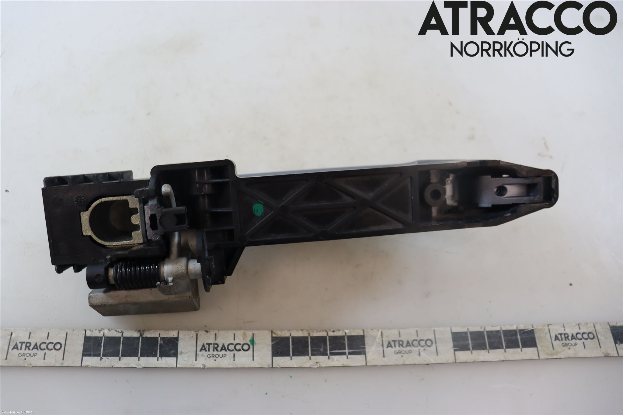 Nissan QASHQAI 10-14 Dörrhandtag Yttre Hö