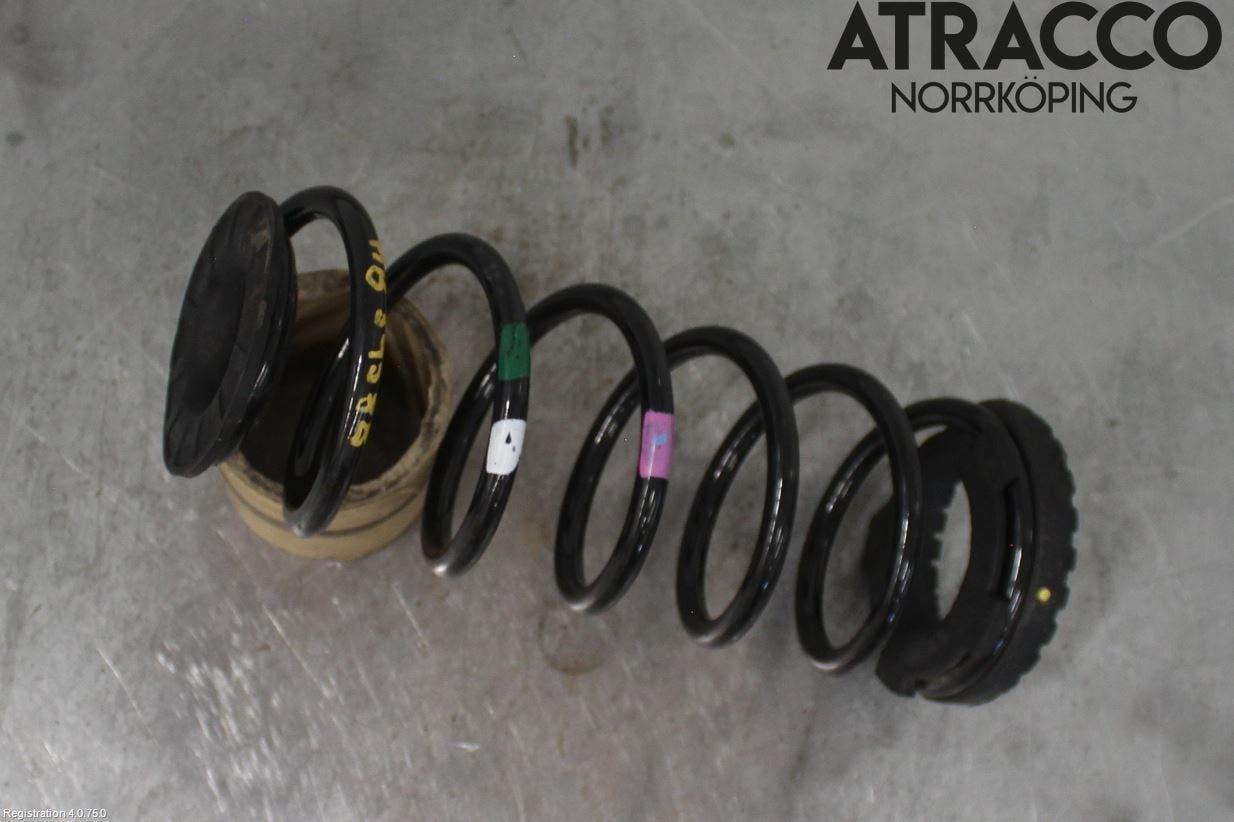 Hyundai i10 BA 14-16 Fjäder Bak