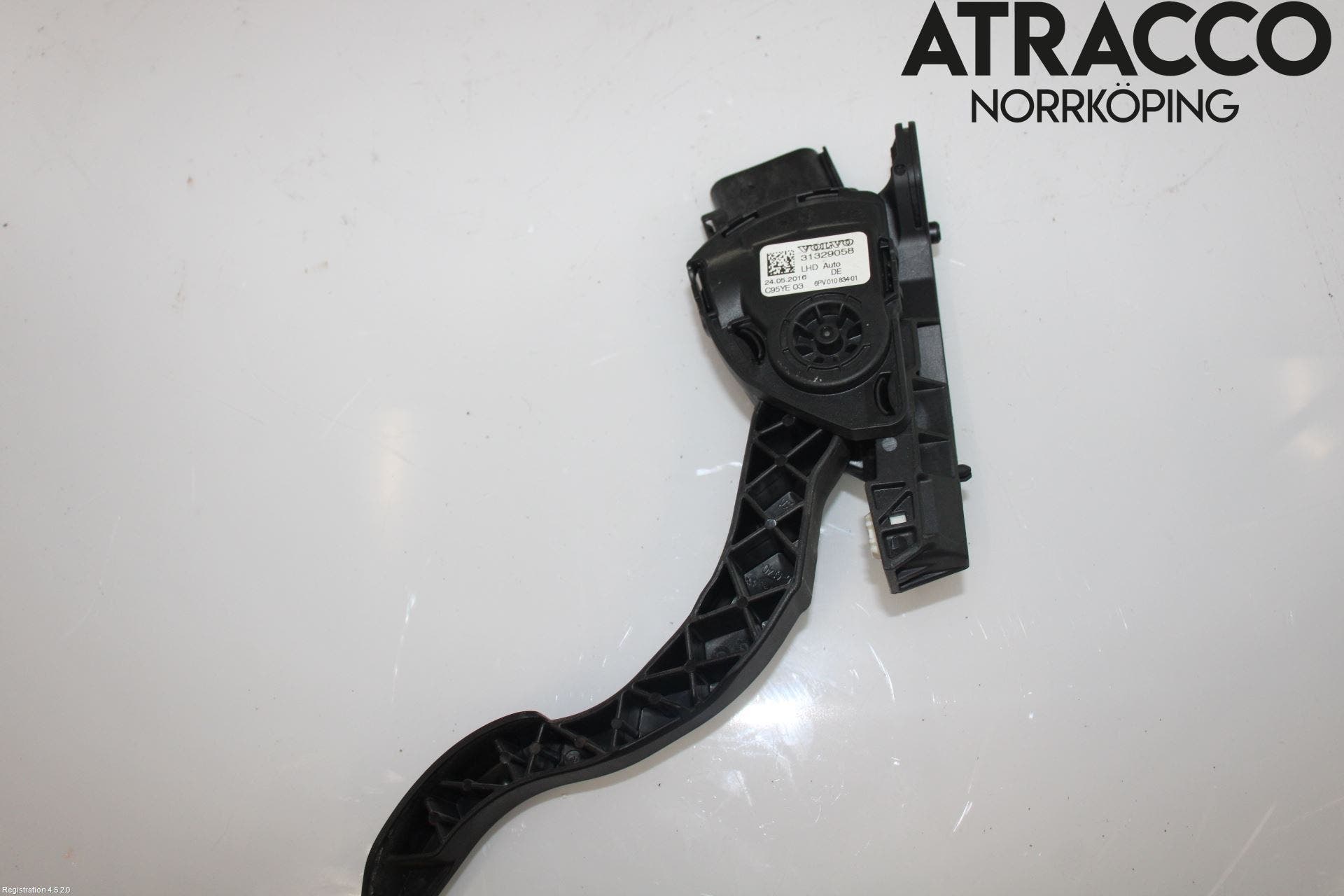 Volvo V60 CROSS COUNTRY 16-18 Gaspedal