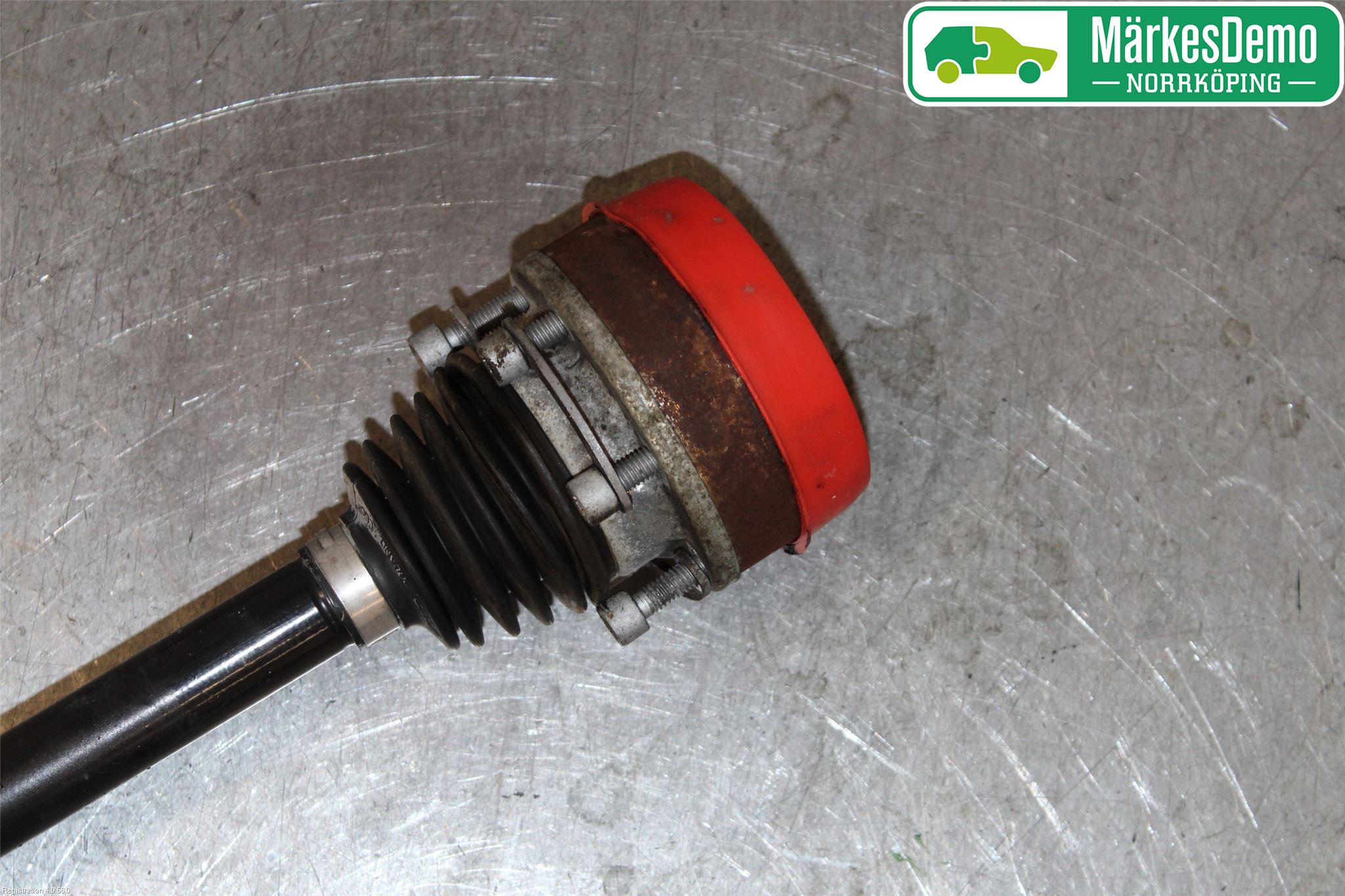 Volkswagen VW GOLF VI 09-13 Drivaxel Fram Vänster