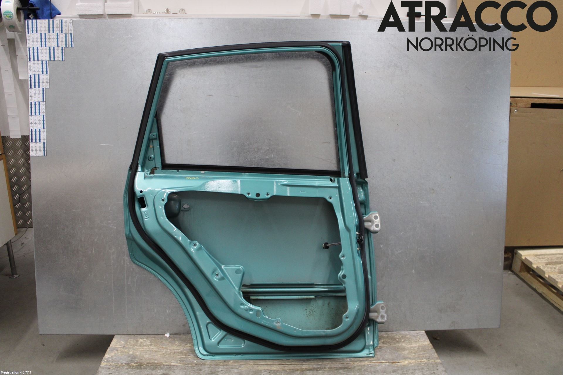 Ford FIESTA     06-08 Dörr Bak Vänster