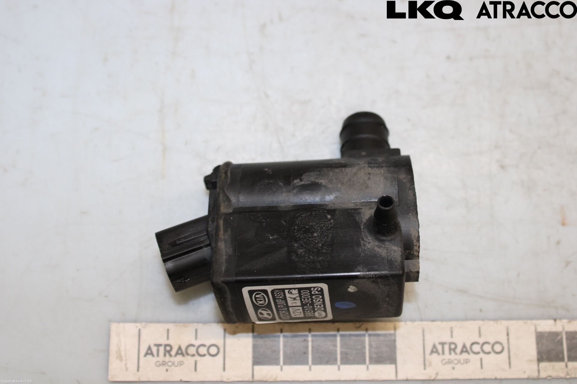 Hyundai SANTA FE  06-12 Spolarpump Vindruta