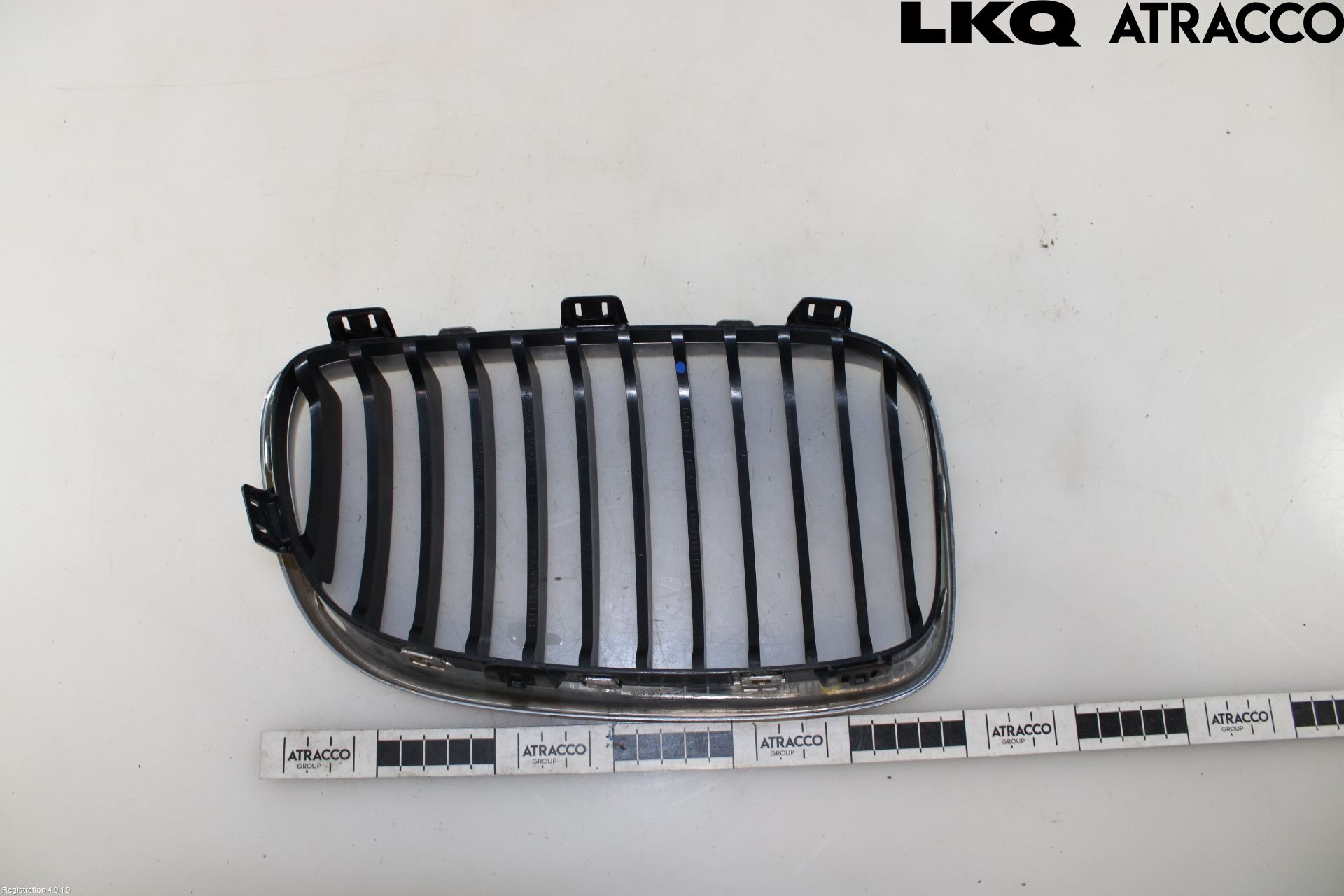 BMW 1 E87/81 5D/3D 03-11 Grilldel Vänster