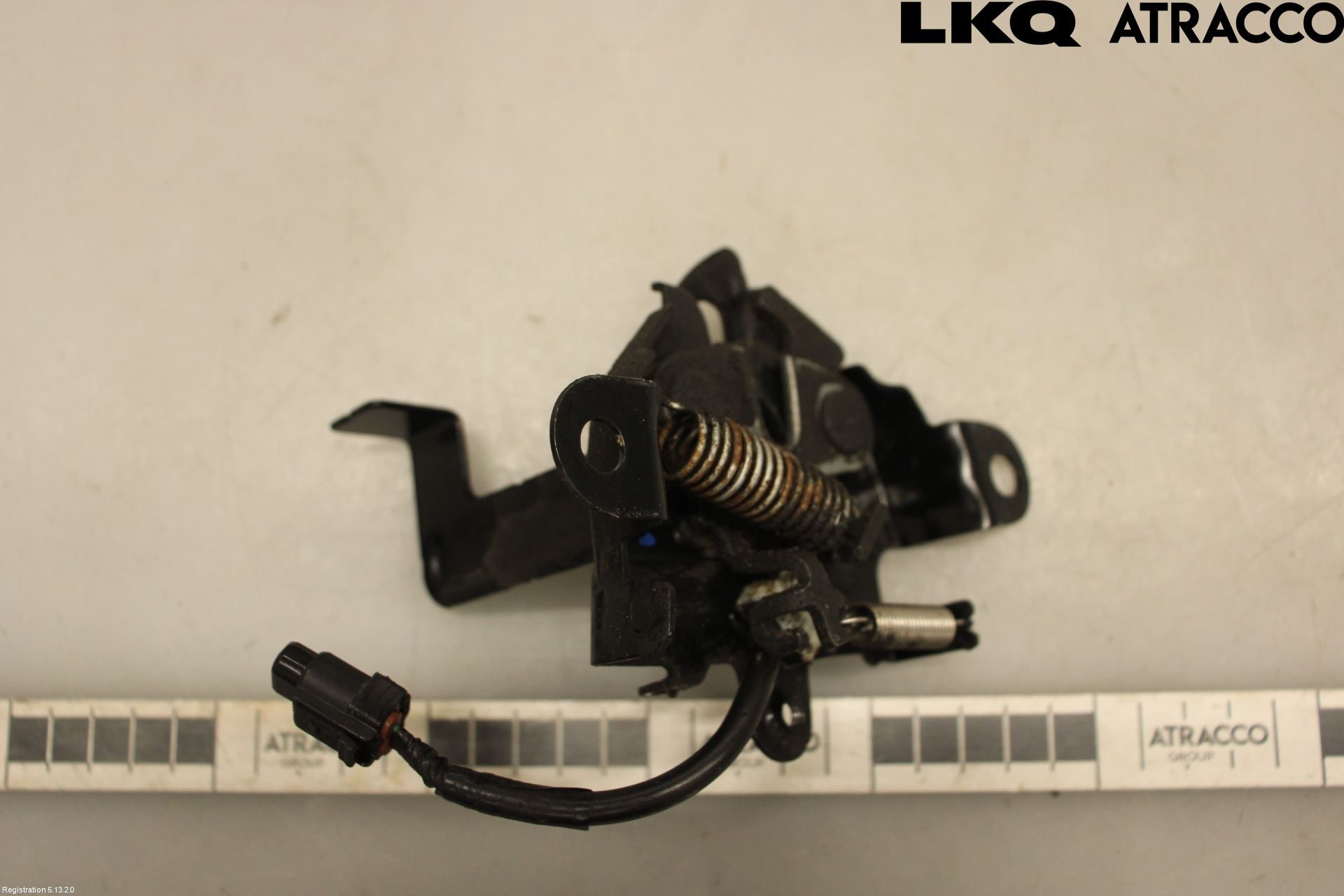 Lexus IS 250/350 14-20 Huv Spärr