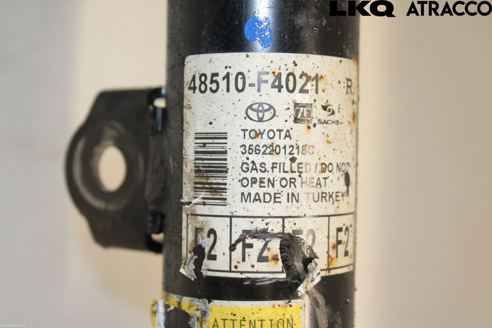 Toyota C-HR 16-23 Fjäderben Fram Höger