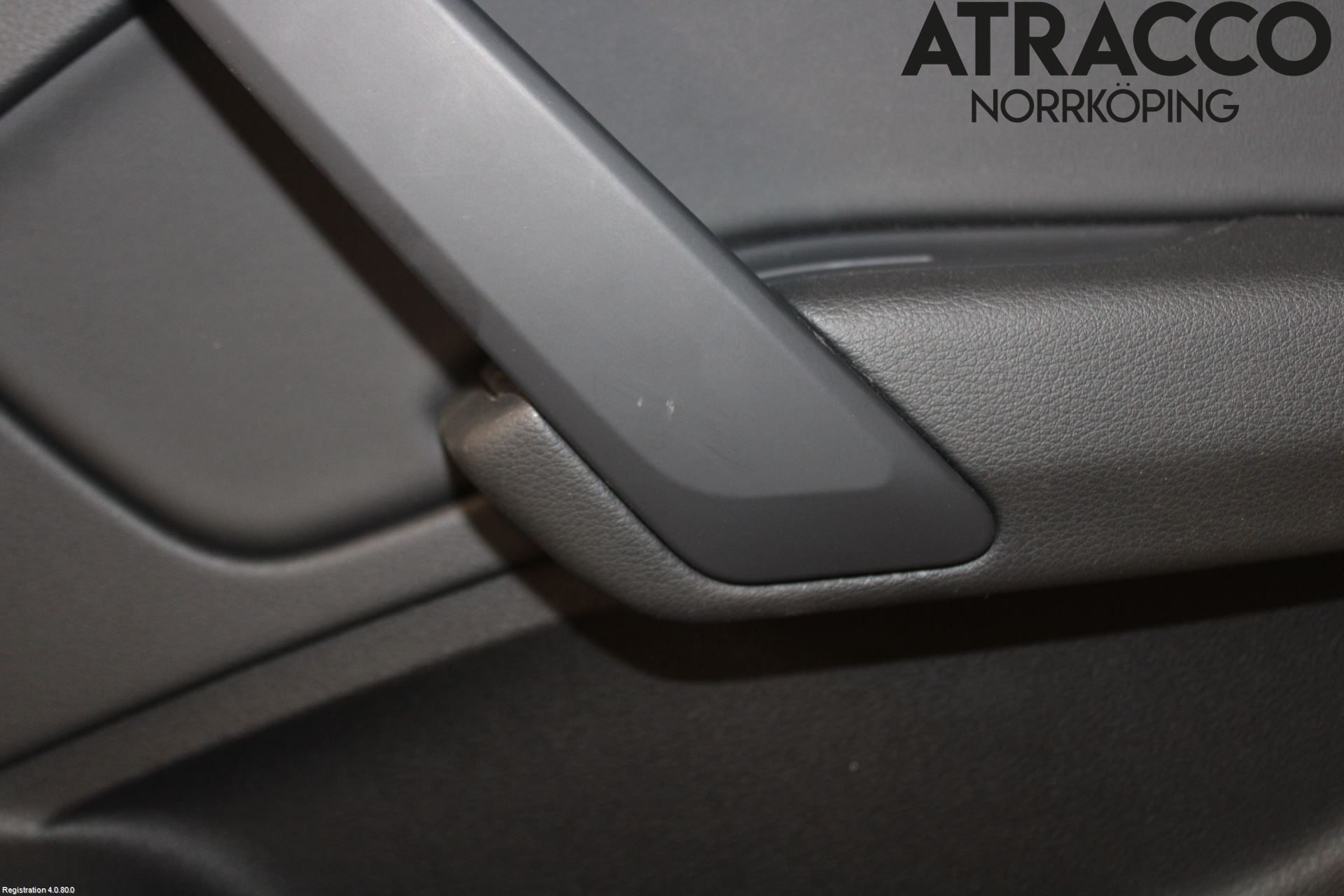 Audi Q5/SQ5 17- Dörrklädsel Hö