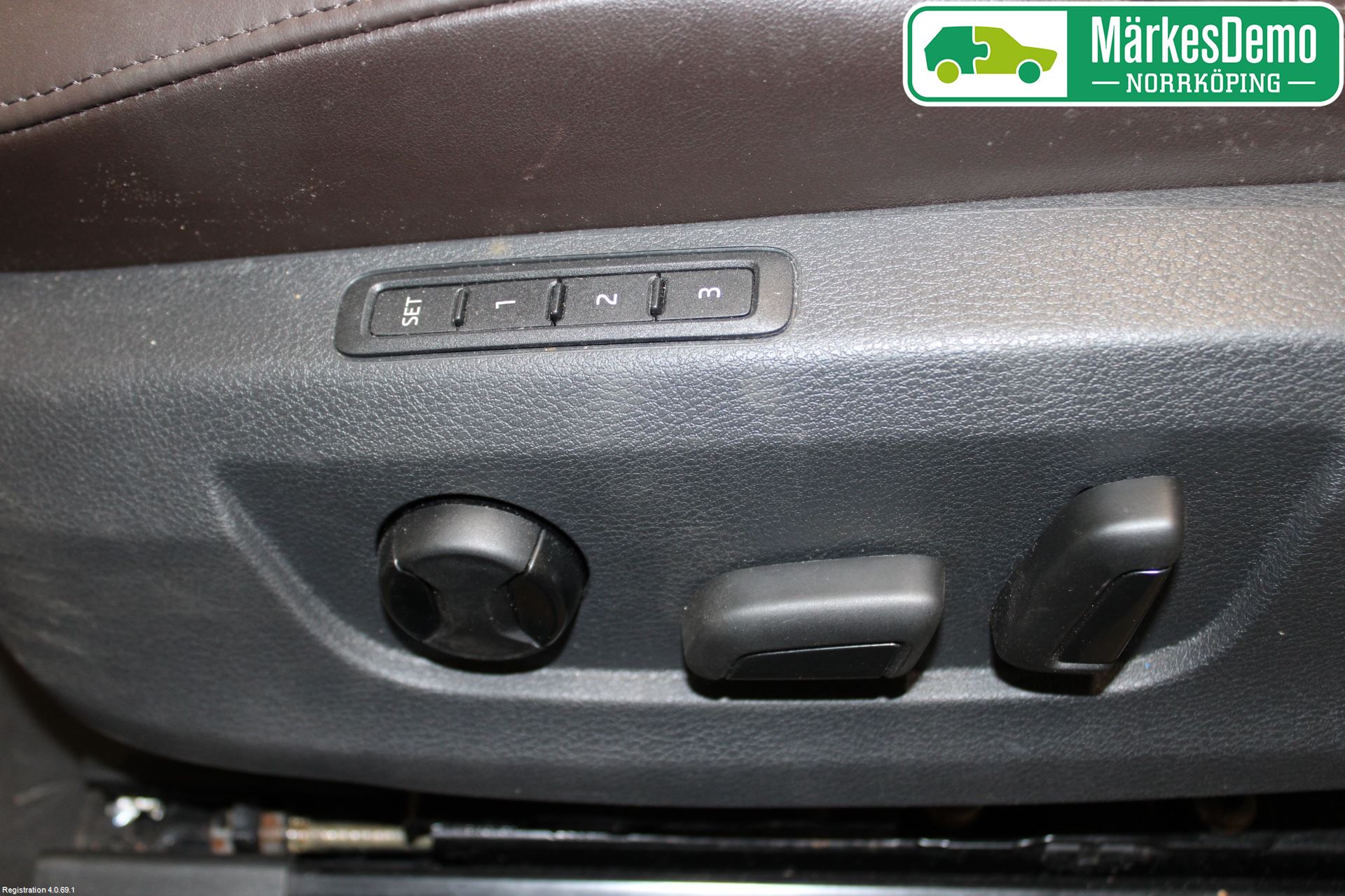 Skoda SUPERB 16-24 Inredning Stol Fram Vä