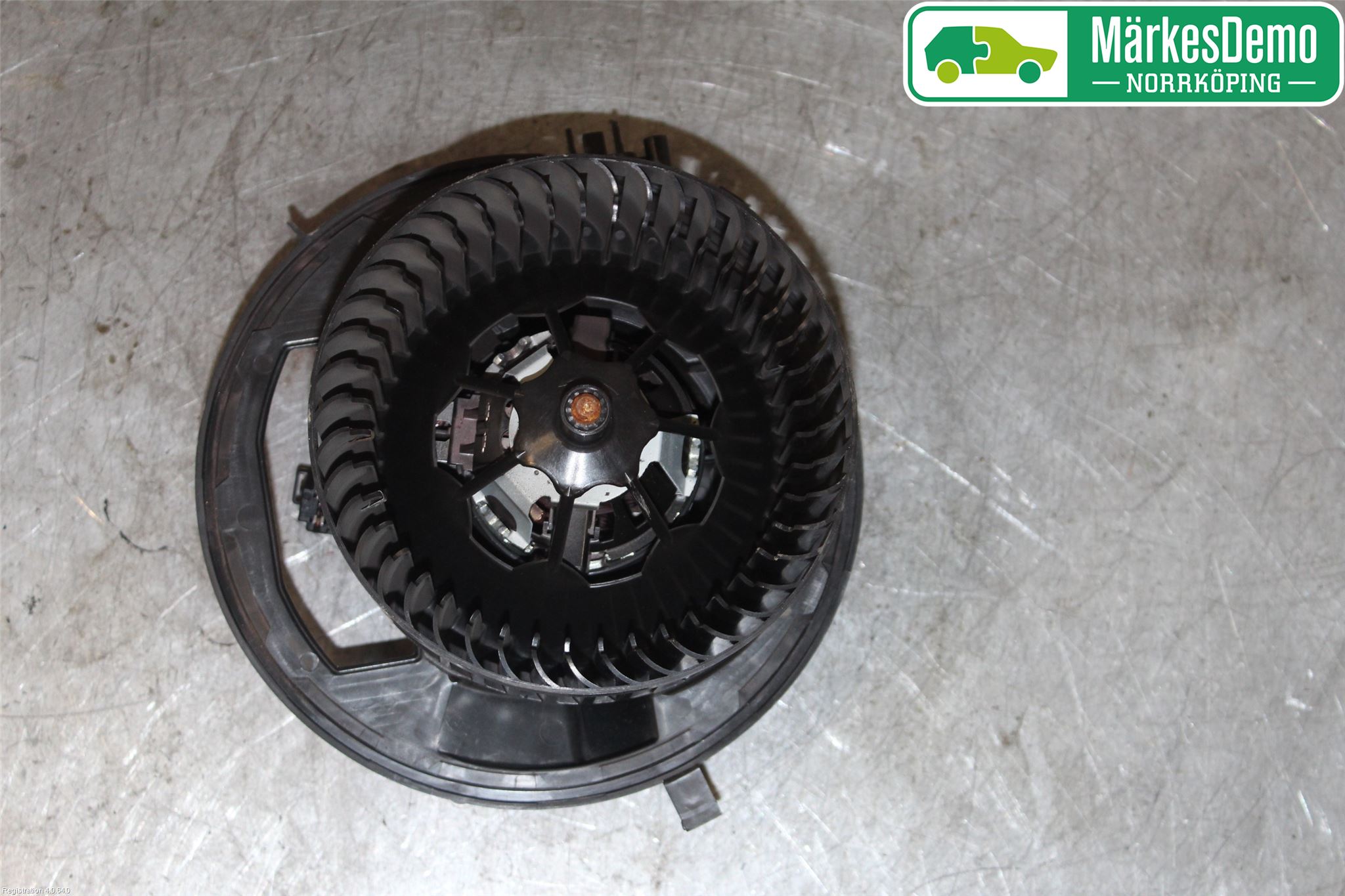 Volkswagen VW PASSAT 15-19 Värmefläkt