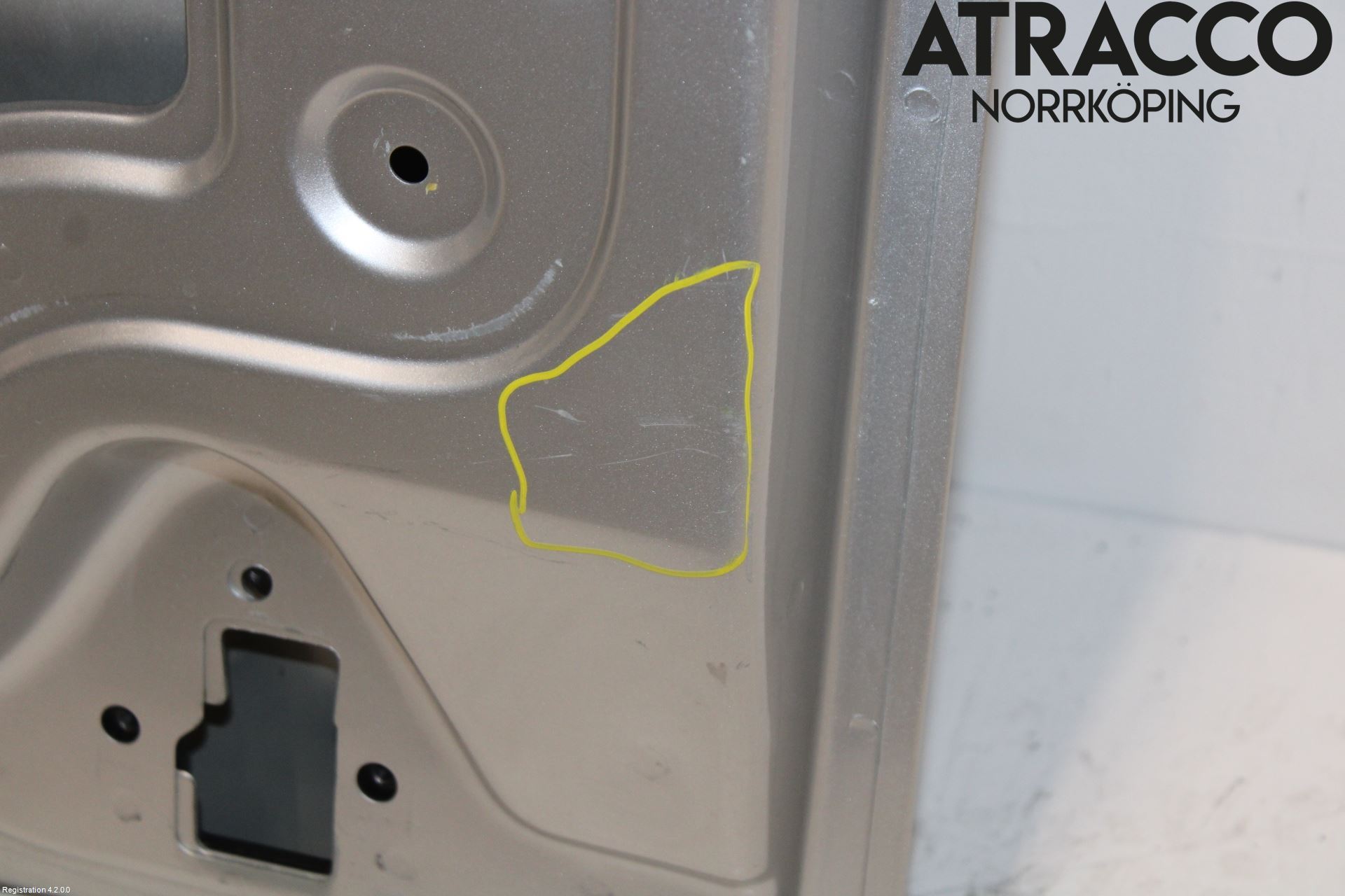 Opel VIVARO 01-14 Dörr Bak Van-Skåp Höger