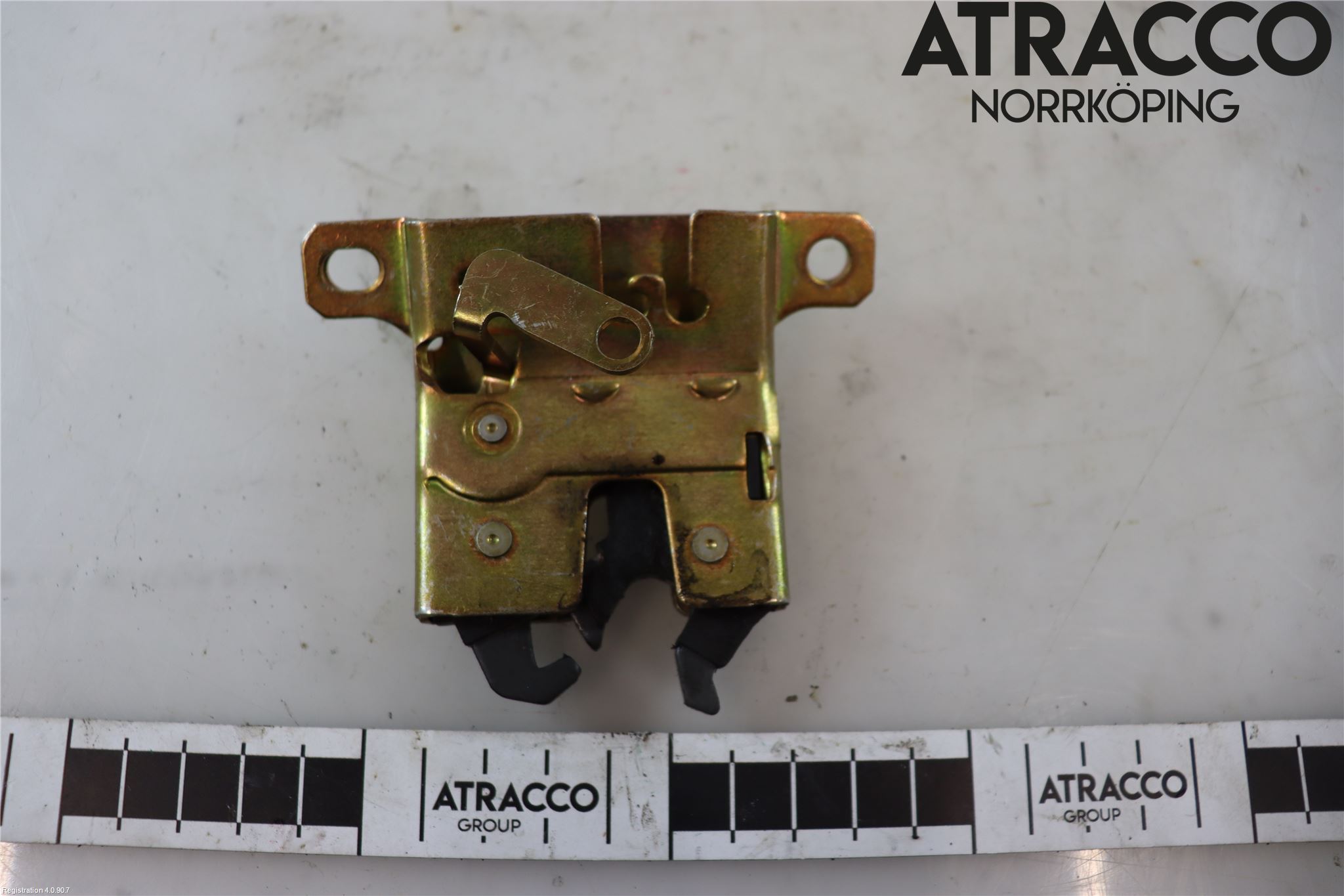 Audi A4/S4 05-07 Låskista Baklucka