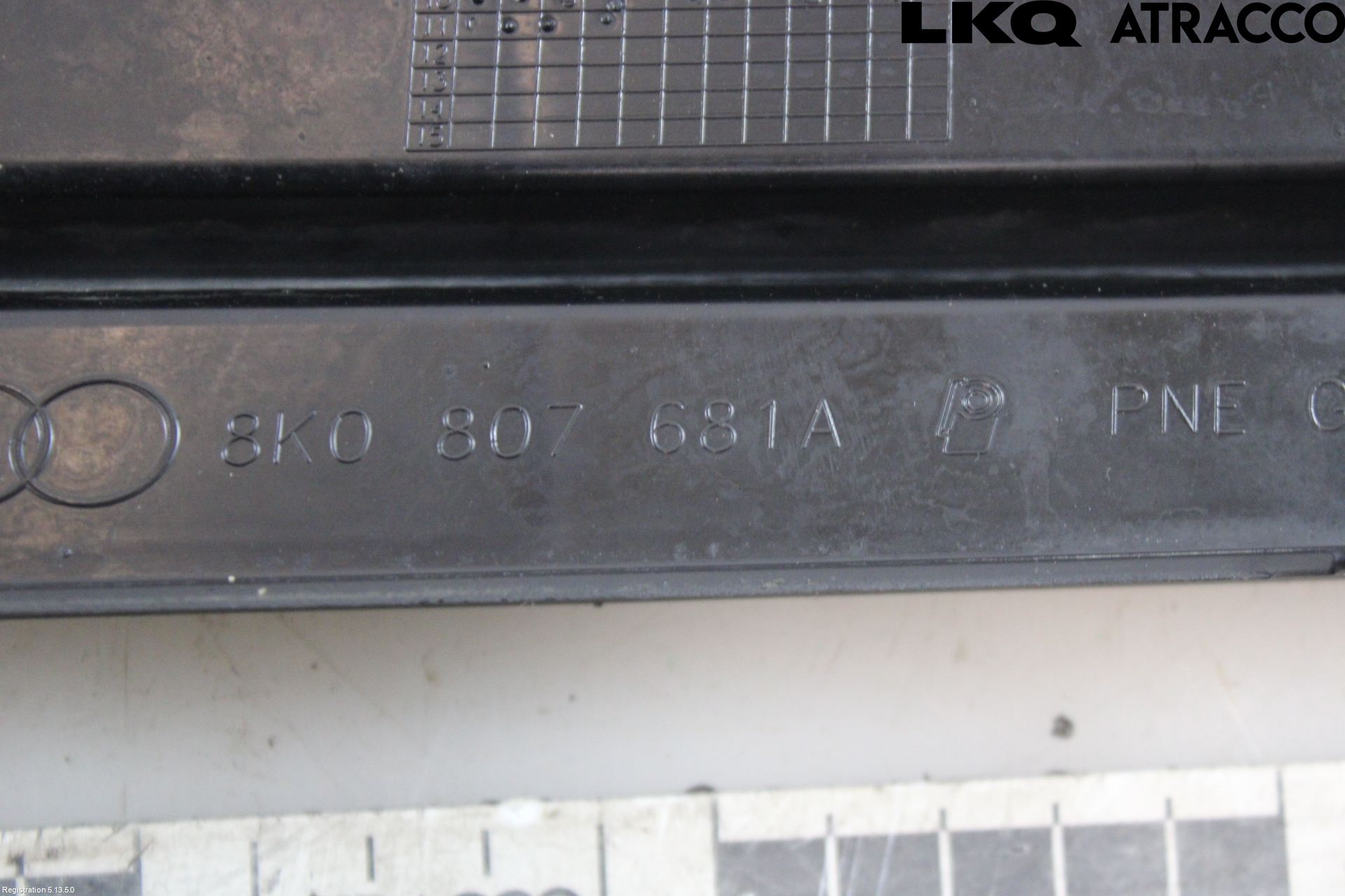 Audi A4/S4 08-11 Dimljussarg Fram