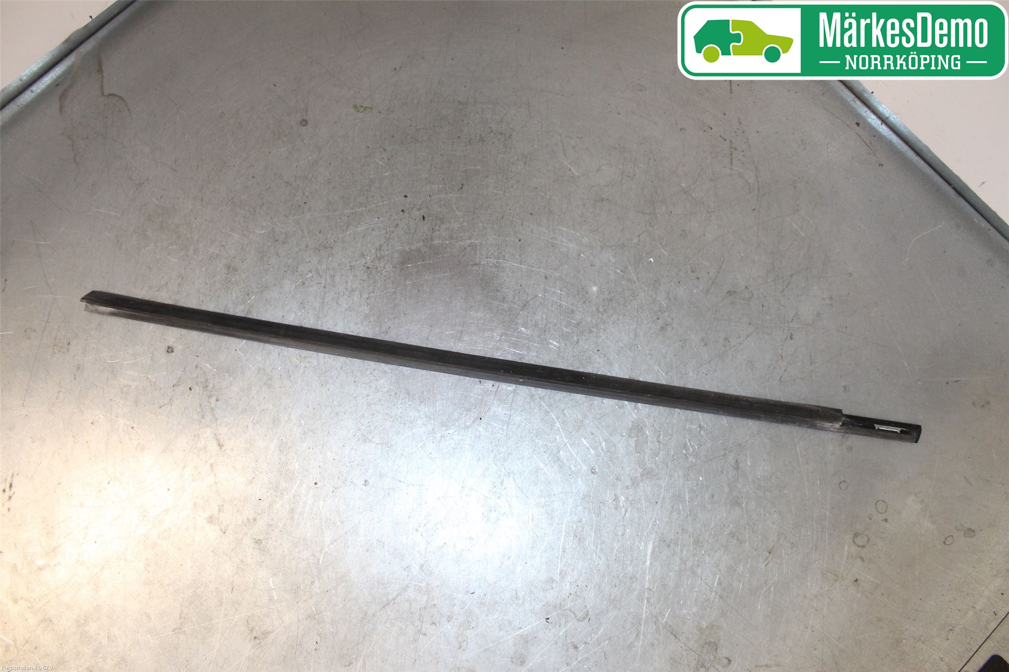 BMW X5 E53     99-06 Dörr Dekorlist Fram Hö