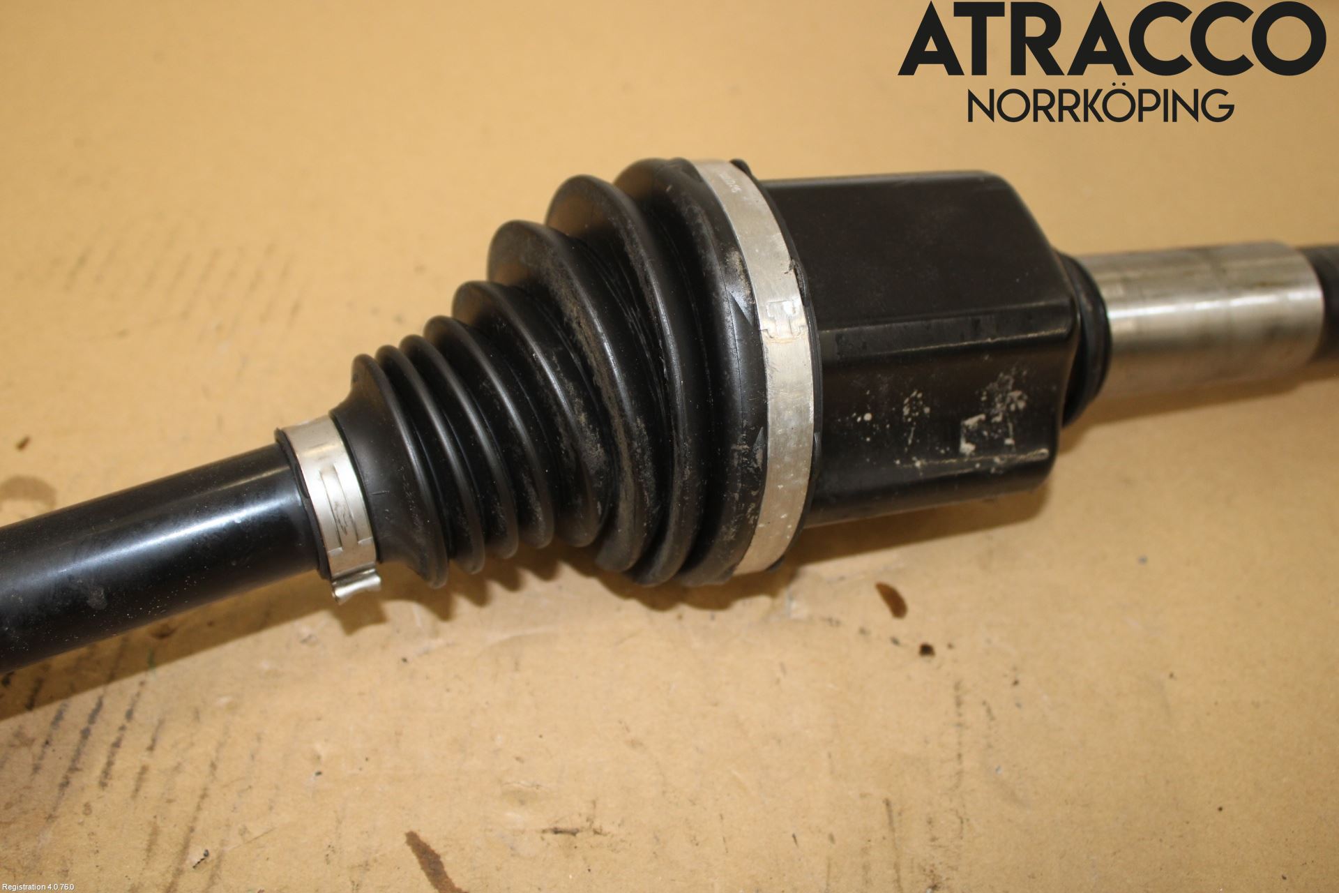 Jaguar I-PACE 18- Drivaxel Bak Höger