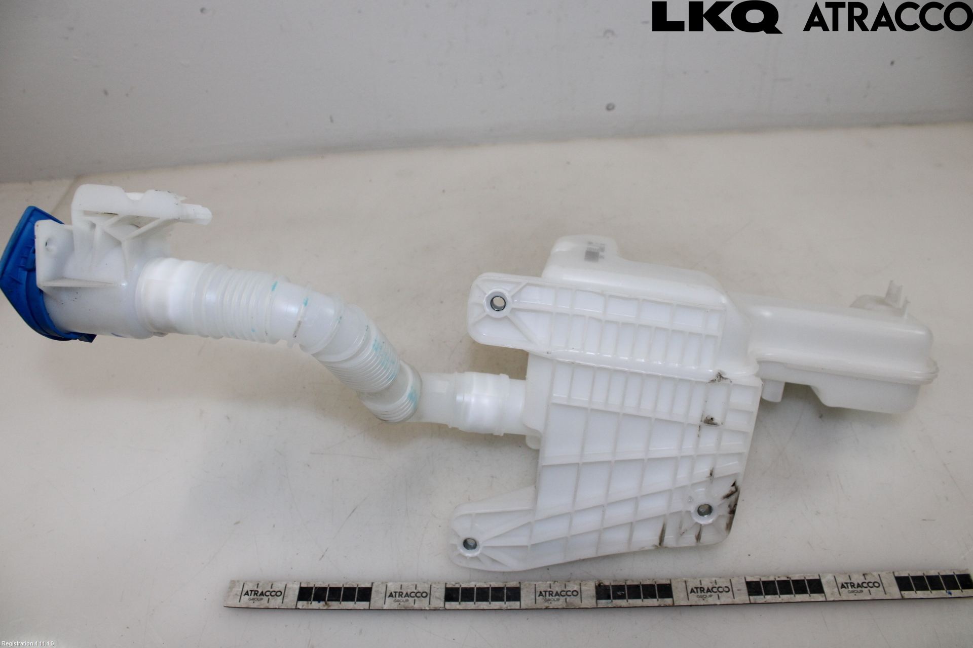 Volkswagen VW GOLF / E-GOLF VIII 20- Spolartank Vindruta