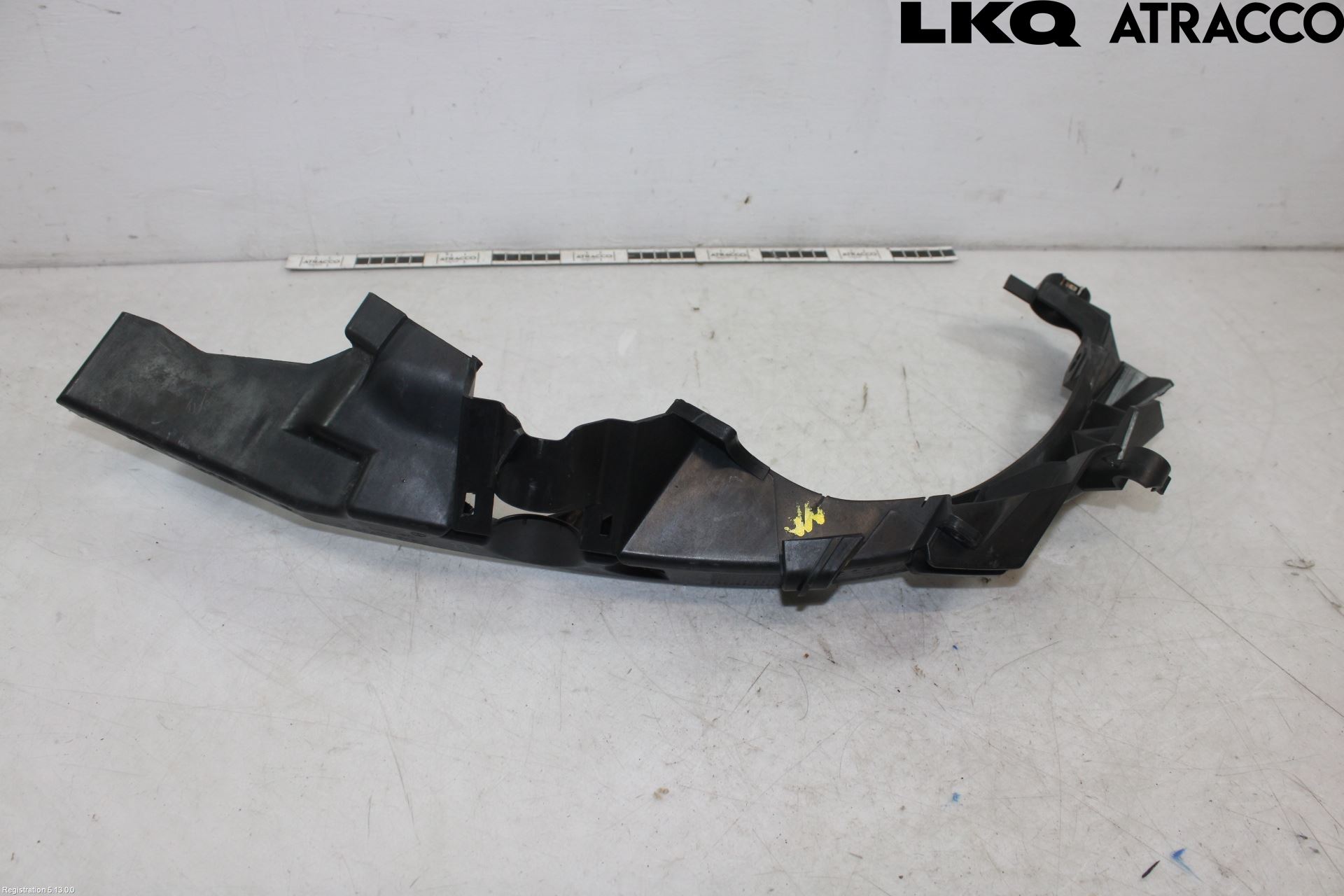 BMW 3 E90/91 SED/TOU 05-12 Strålkast Fästsarg